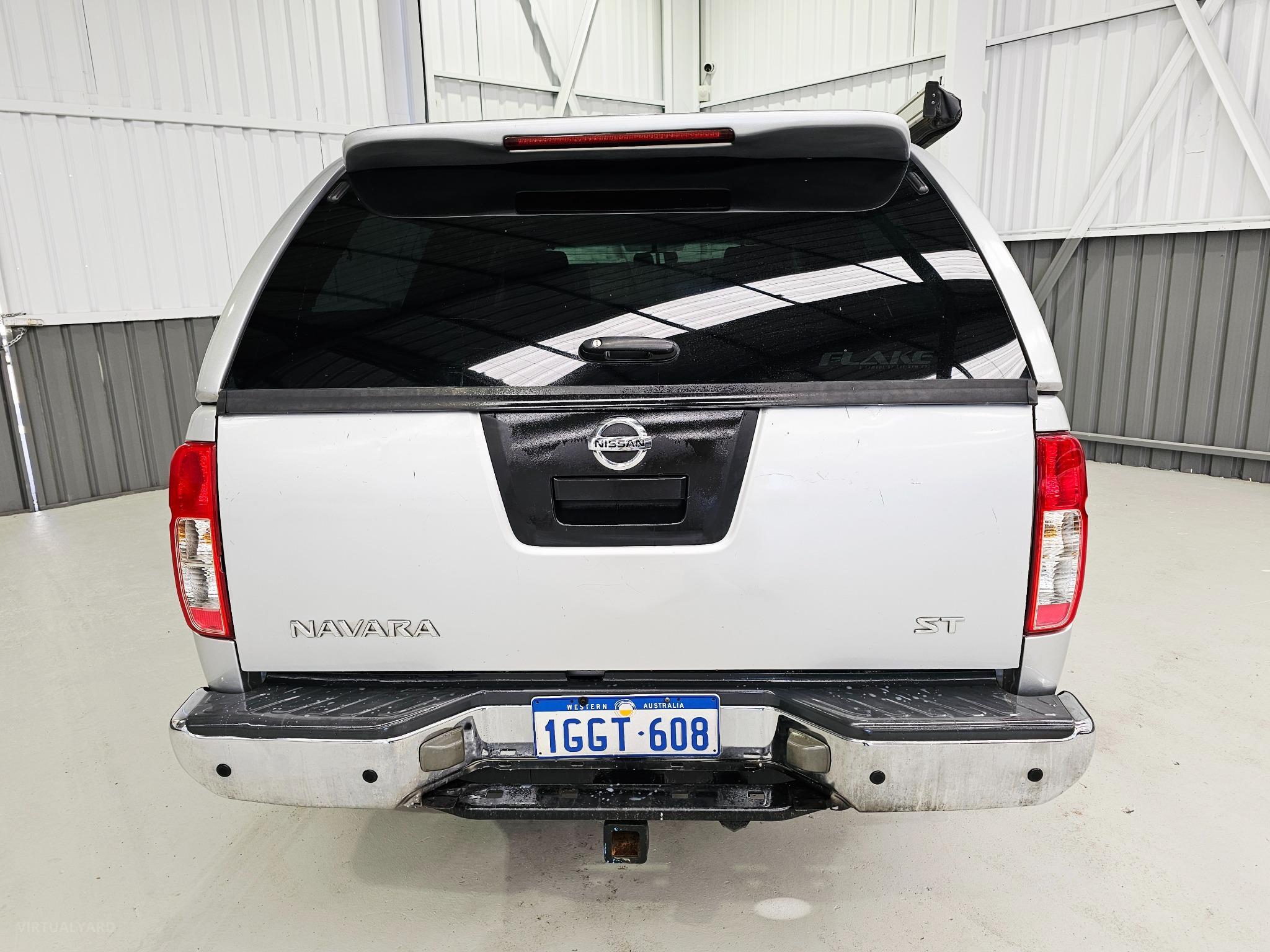 NISSAN NAVARA