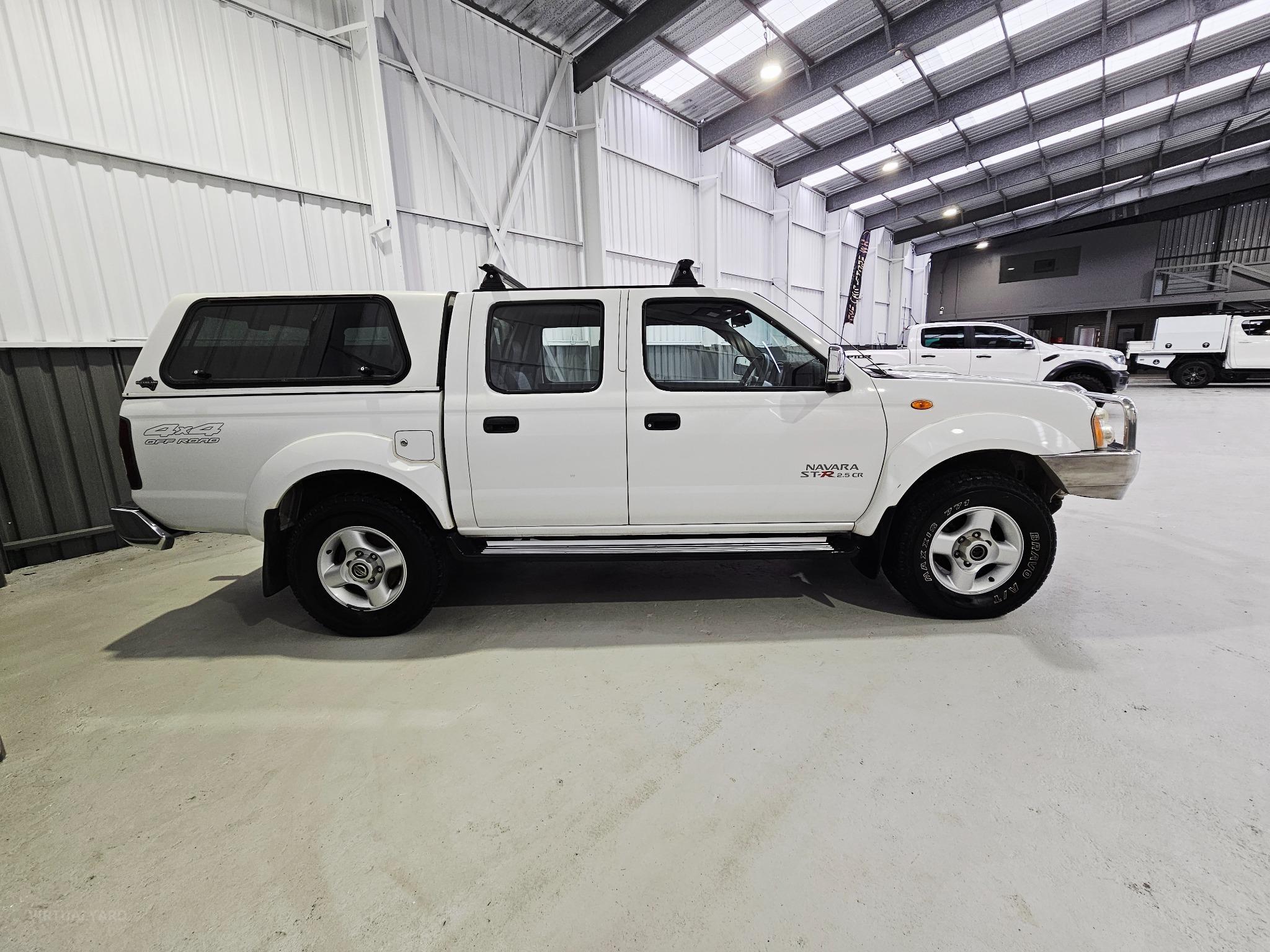 NISSAN NAVARA