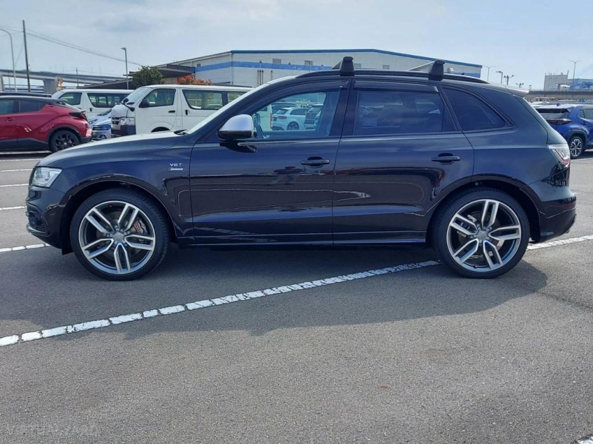 AUDI SQ5