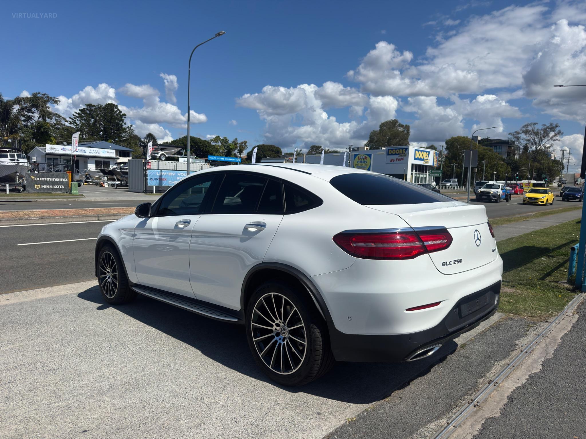 MERCEDES-BENZ GLC250