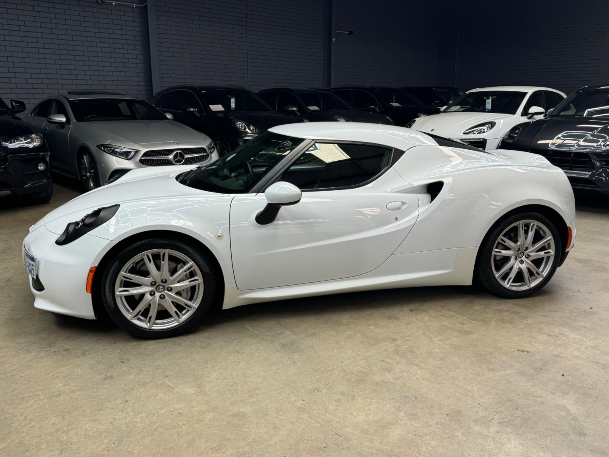 ALFA ROMEO 4C
