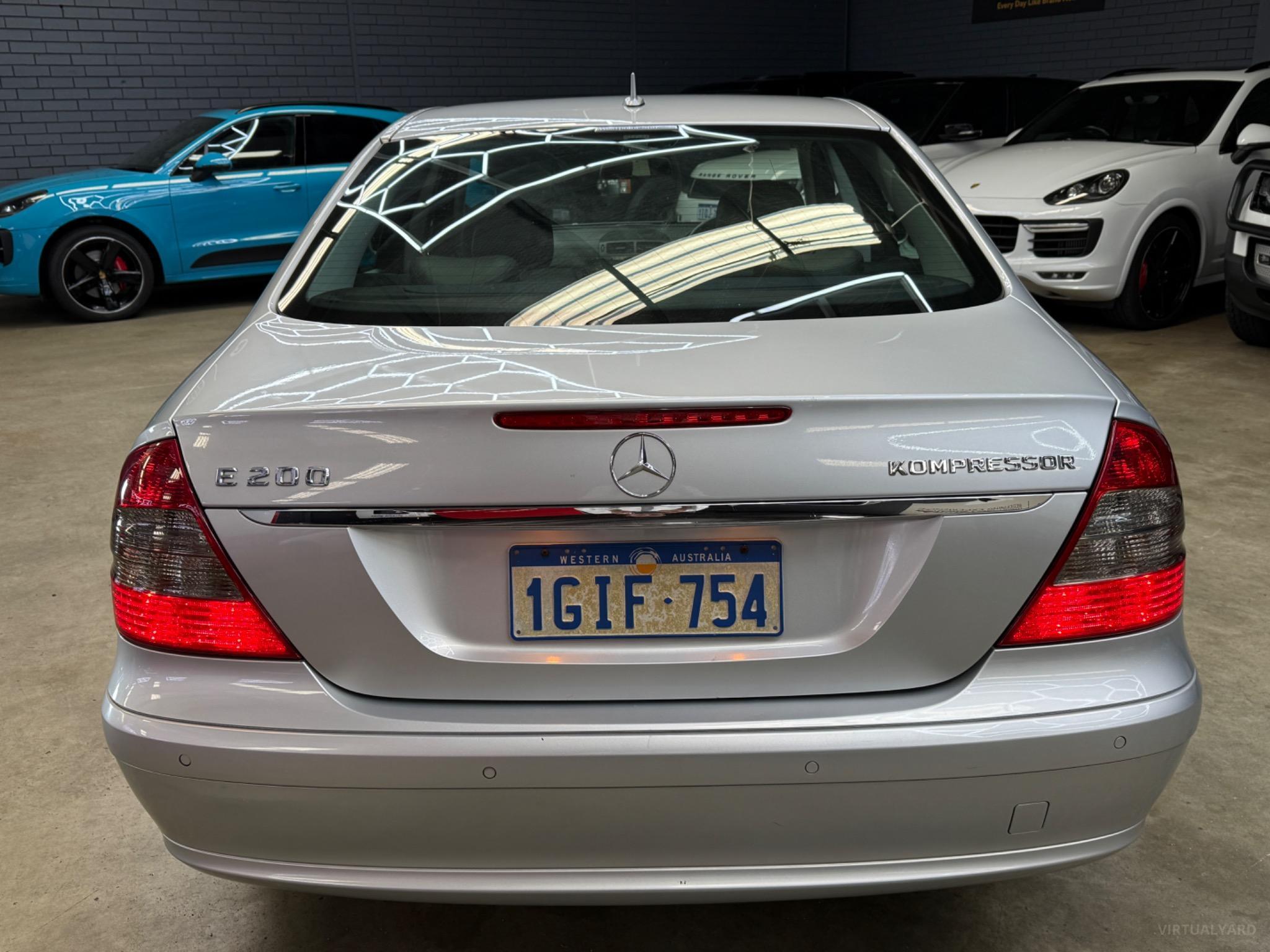 MERCEDES-BENZ E200K