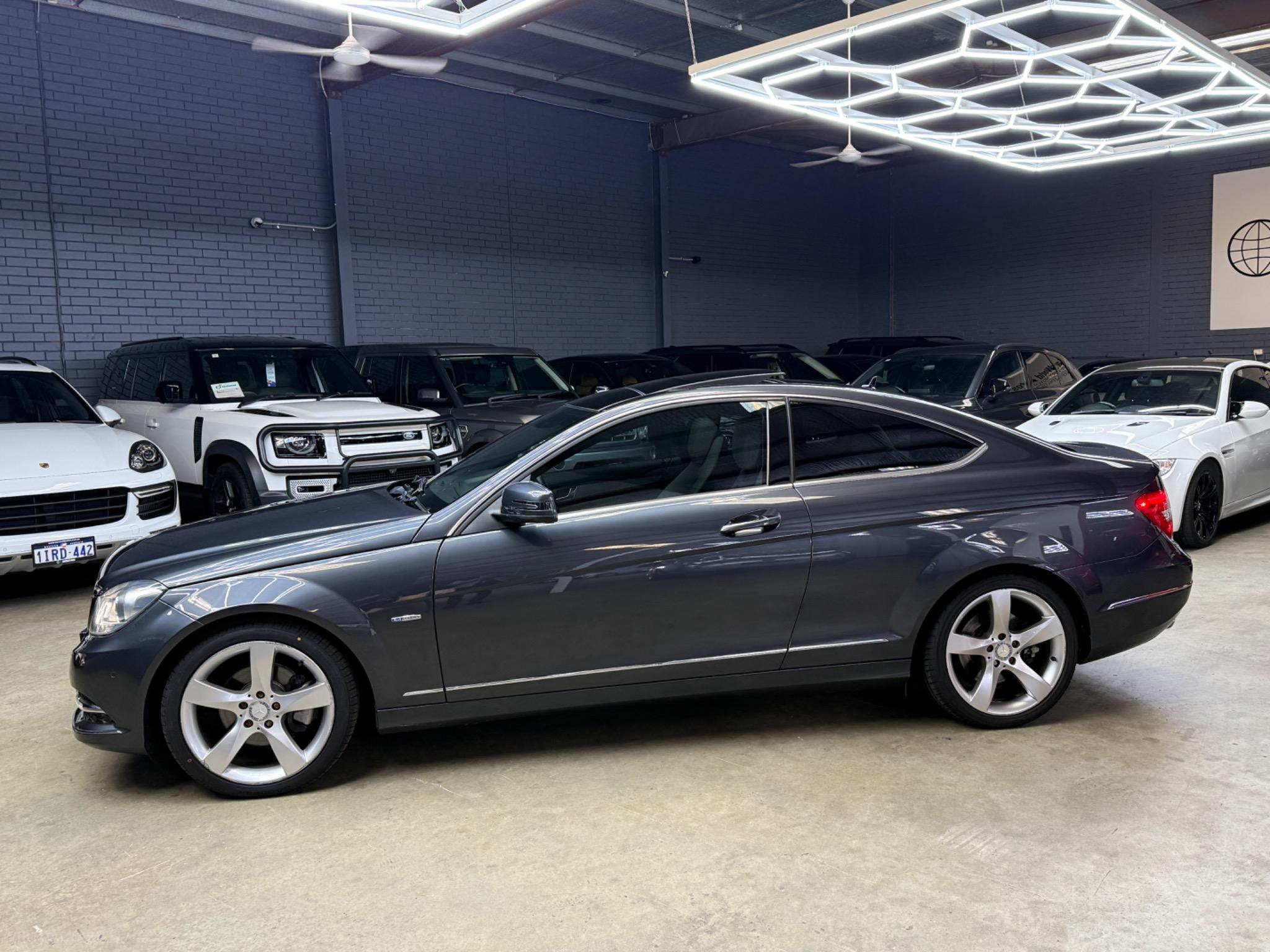 MERCEDES-BENZ C250
