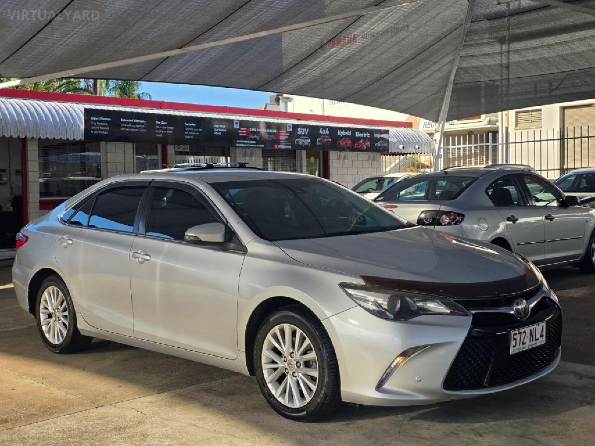 TOYOTA CAMRY