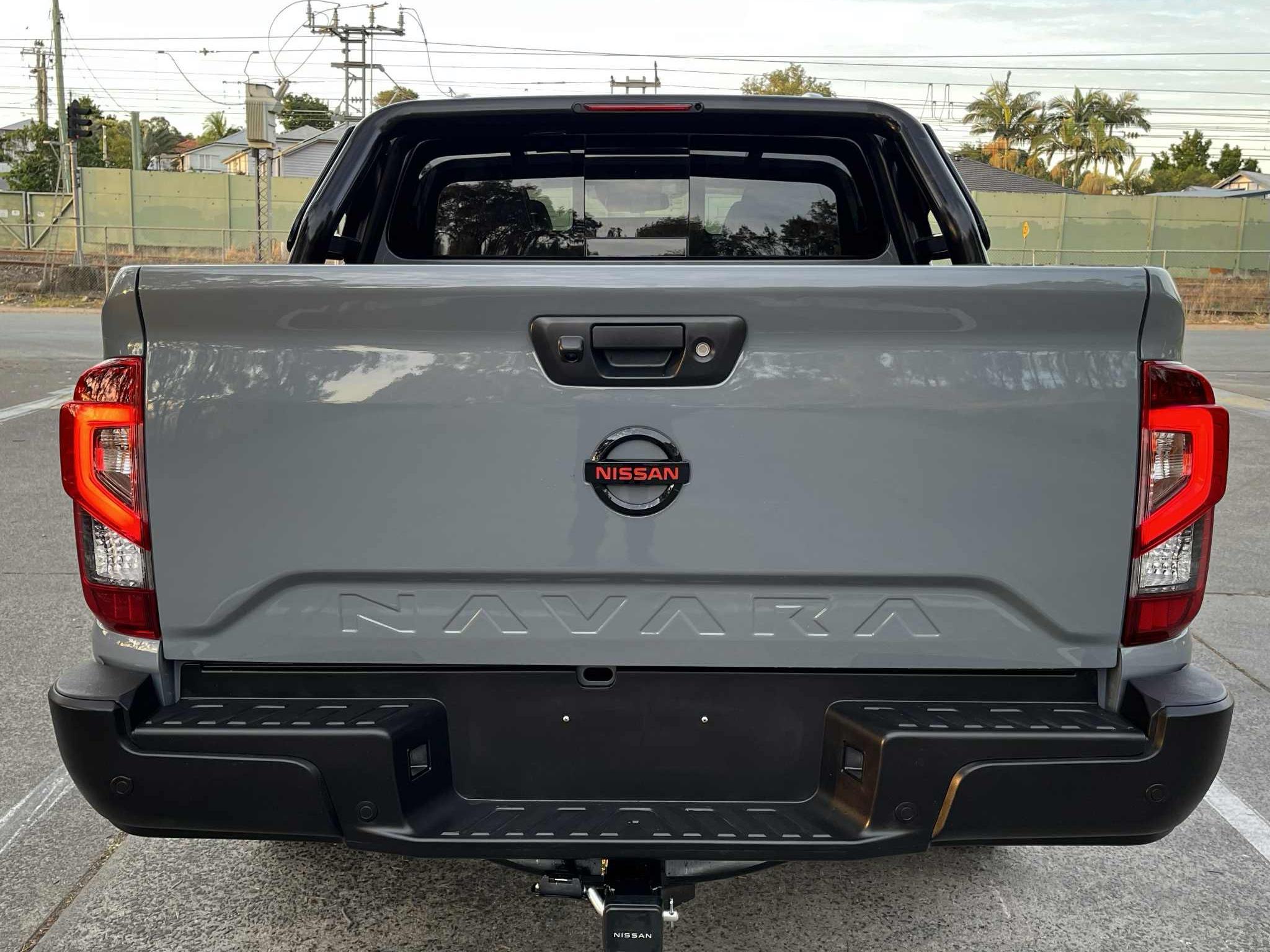 NISSAN NAVARA