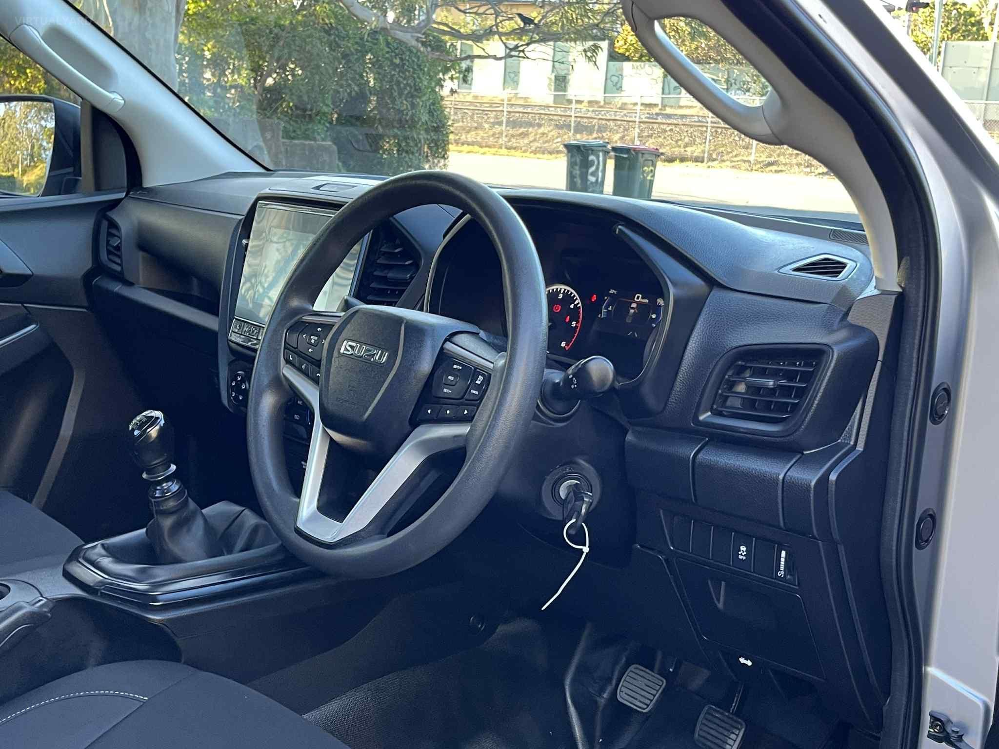 ISUZU D-MAX