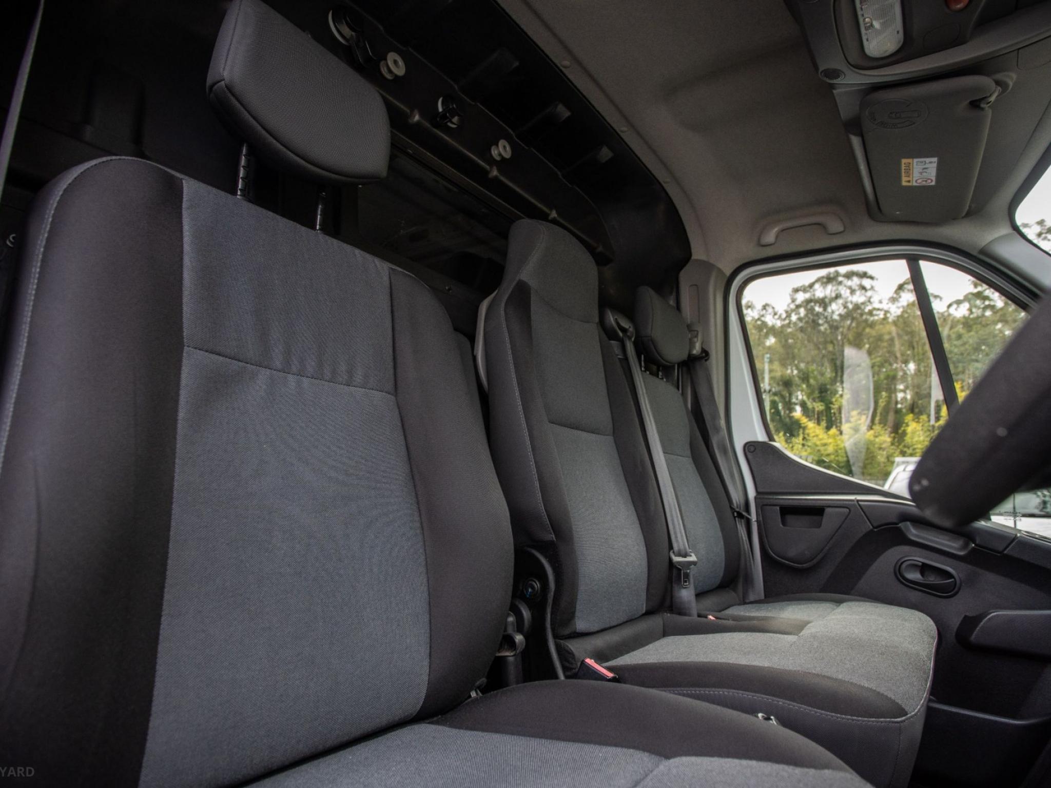 RENAULT Master