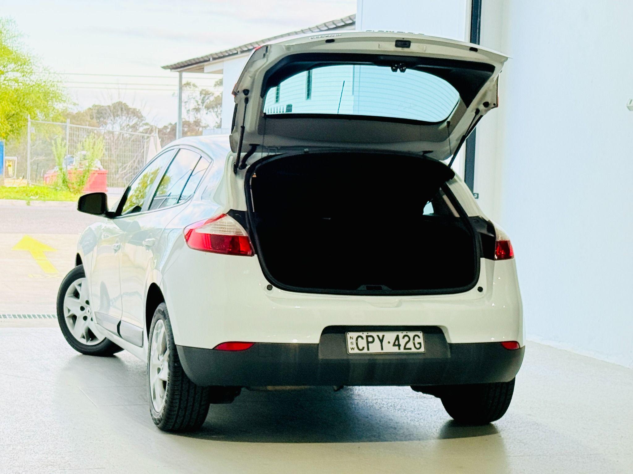 RENAULT MEGANE
