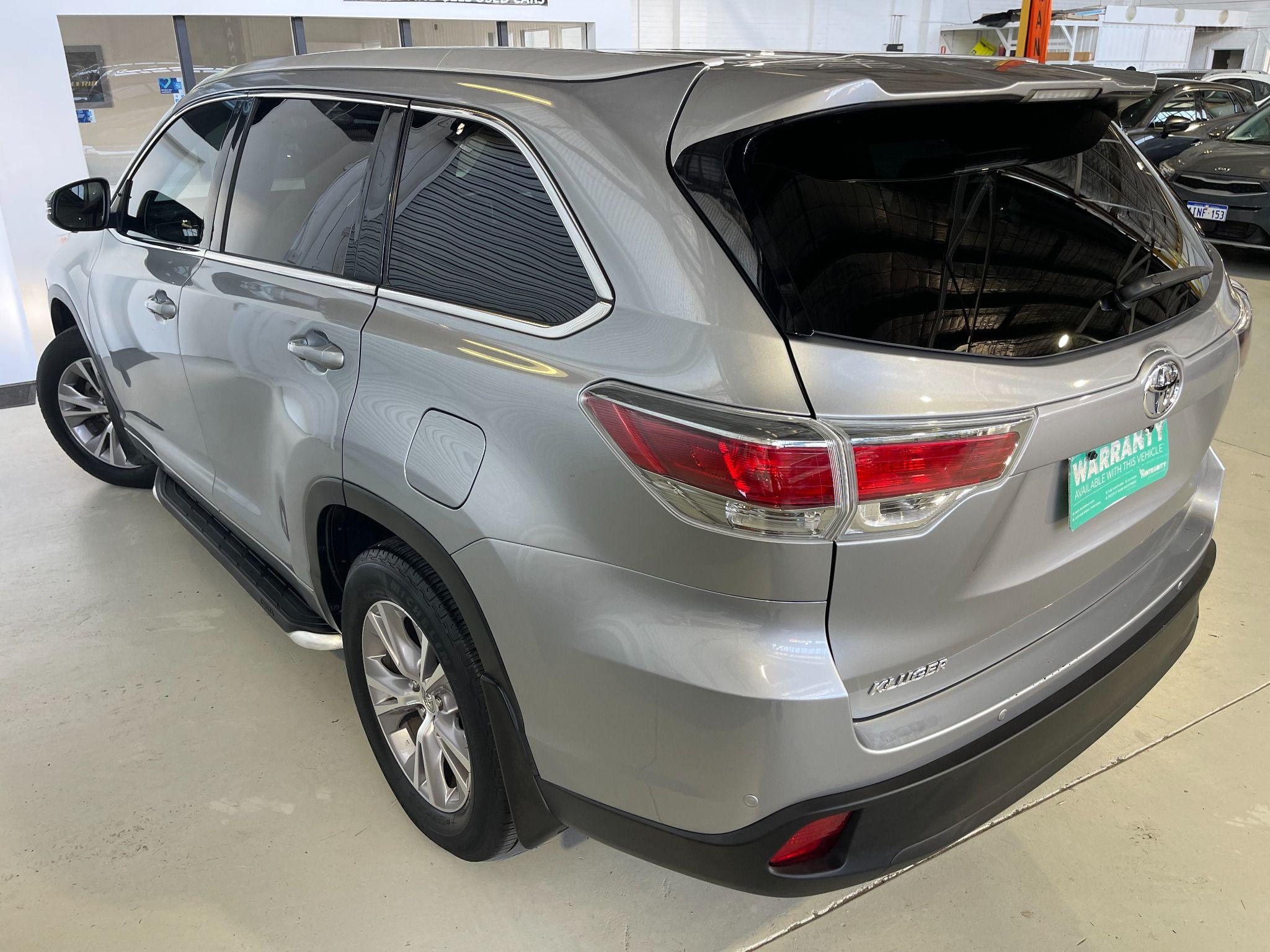 TOYOTA KLUGER