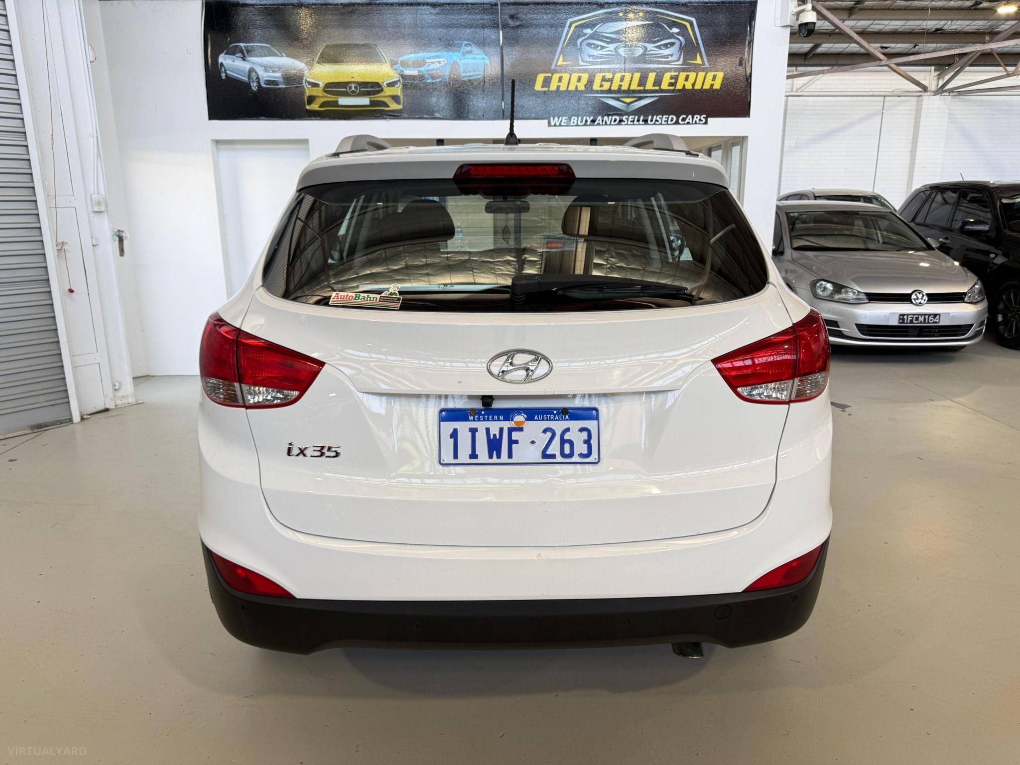 HYUNDAI iX35