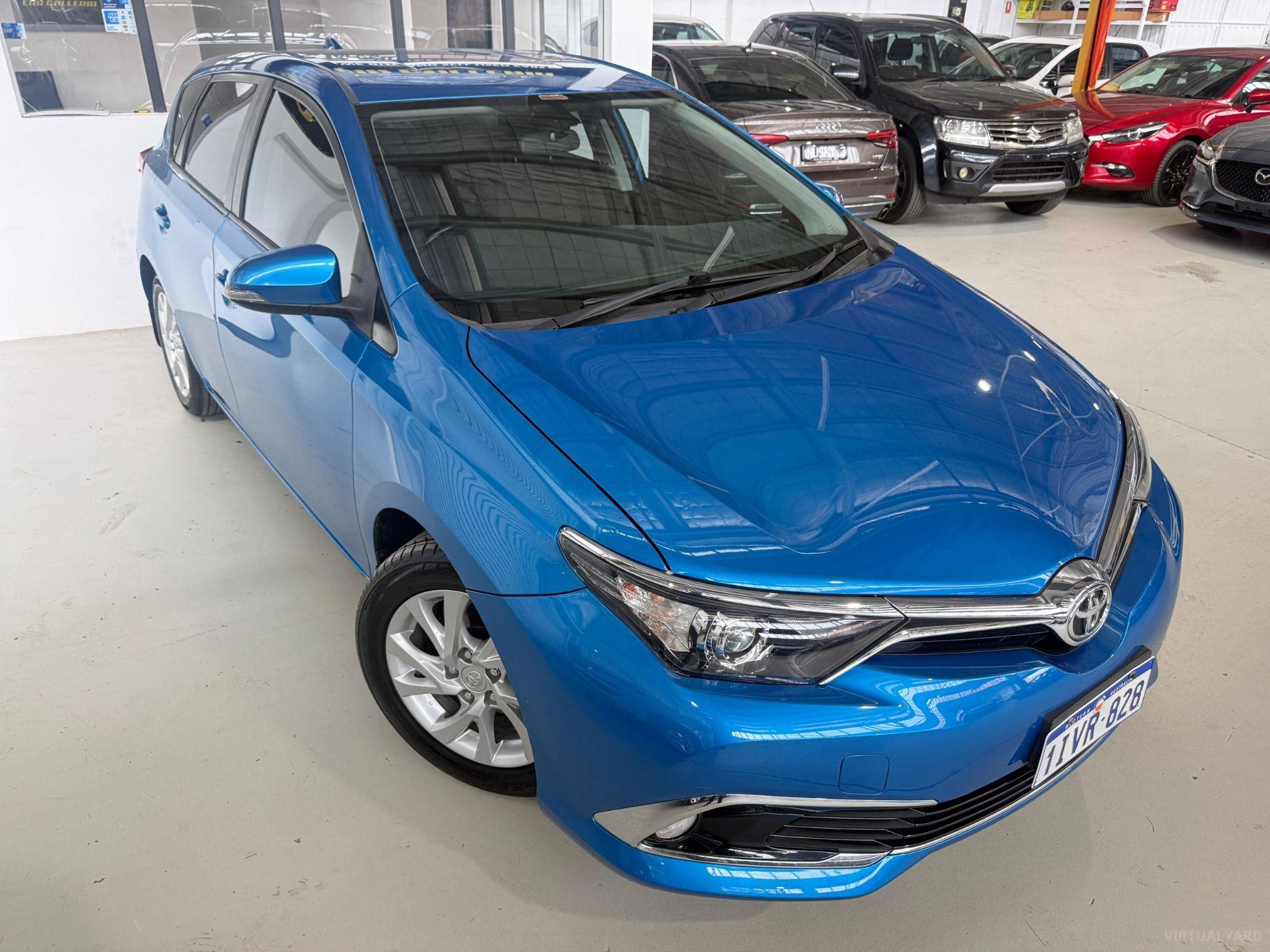 TOYOTA COROLLA