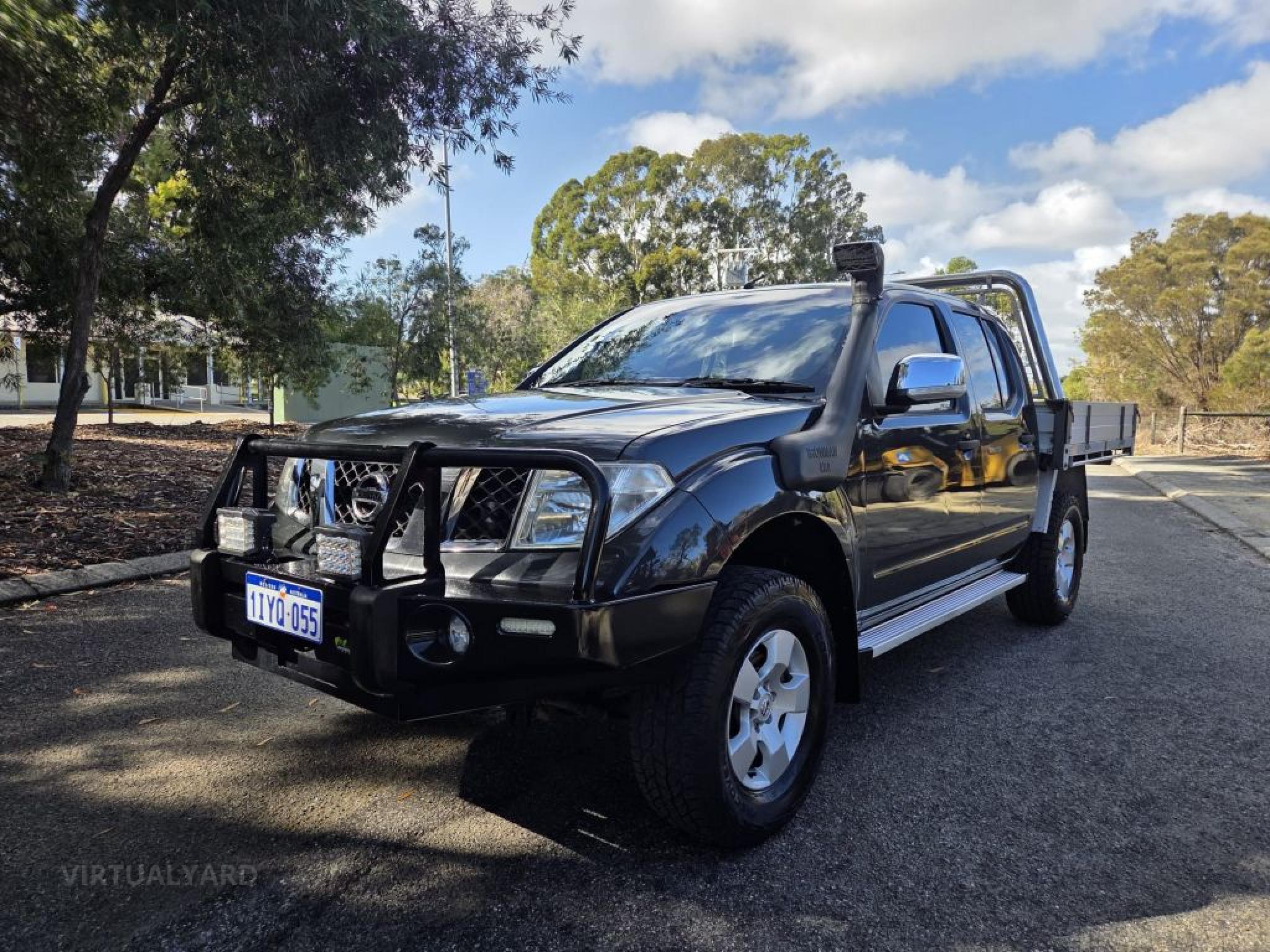 NISSAN NAVARA