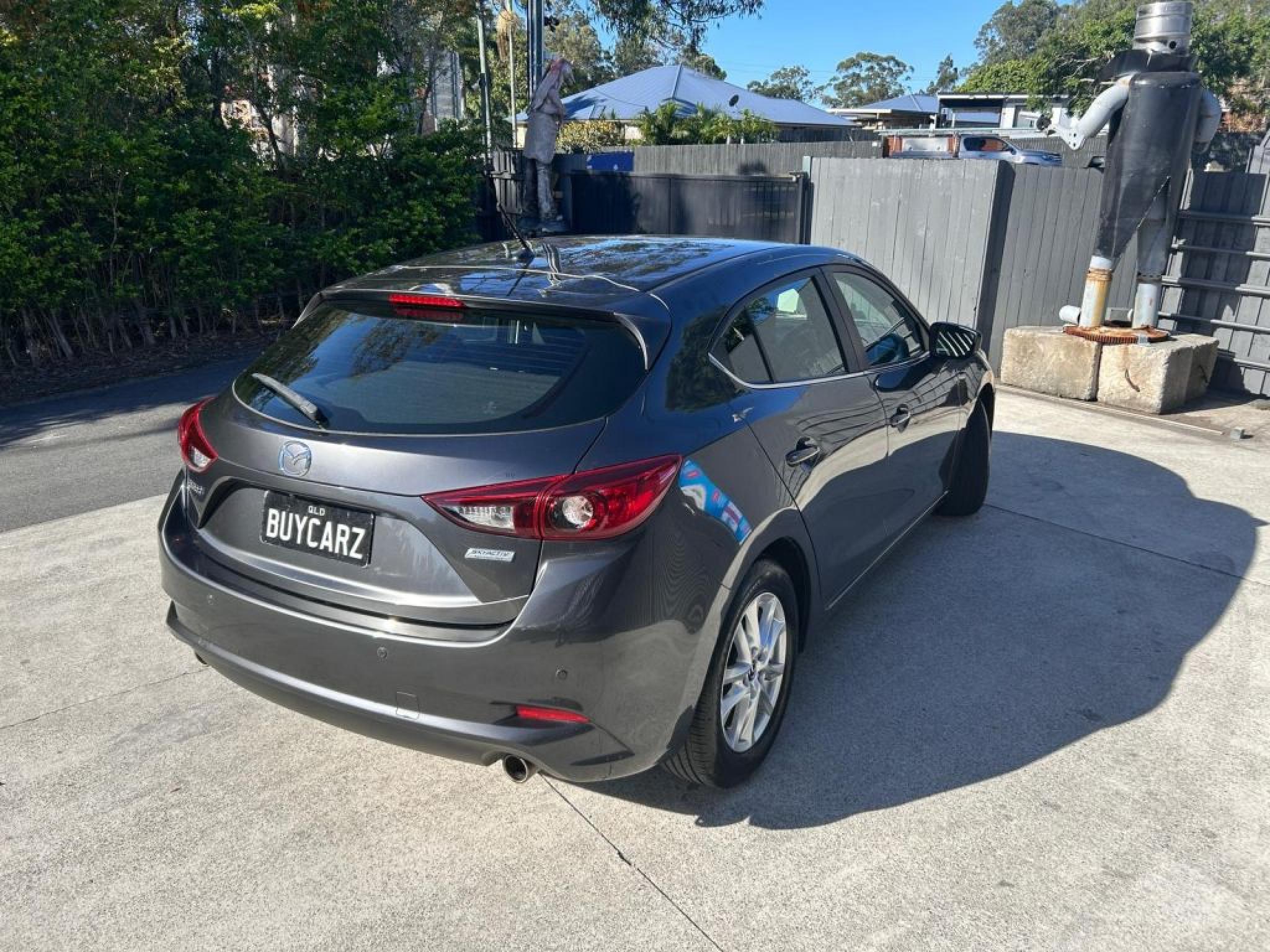 Mazda 3