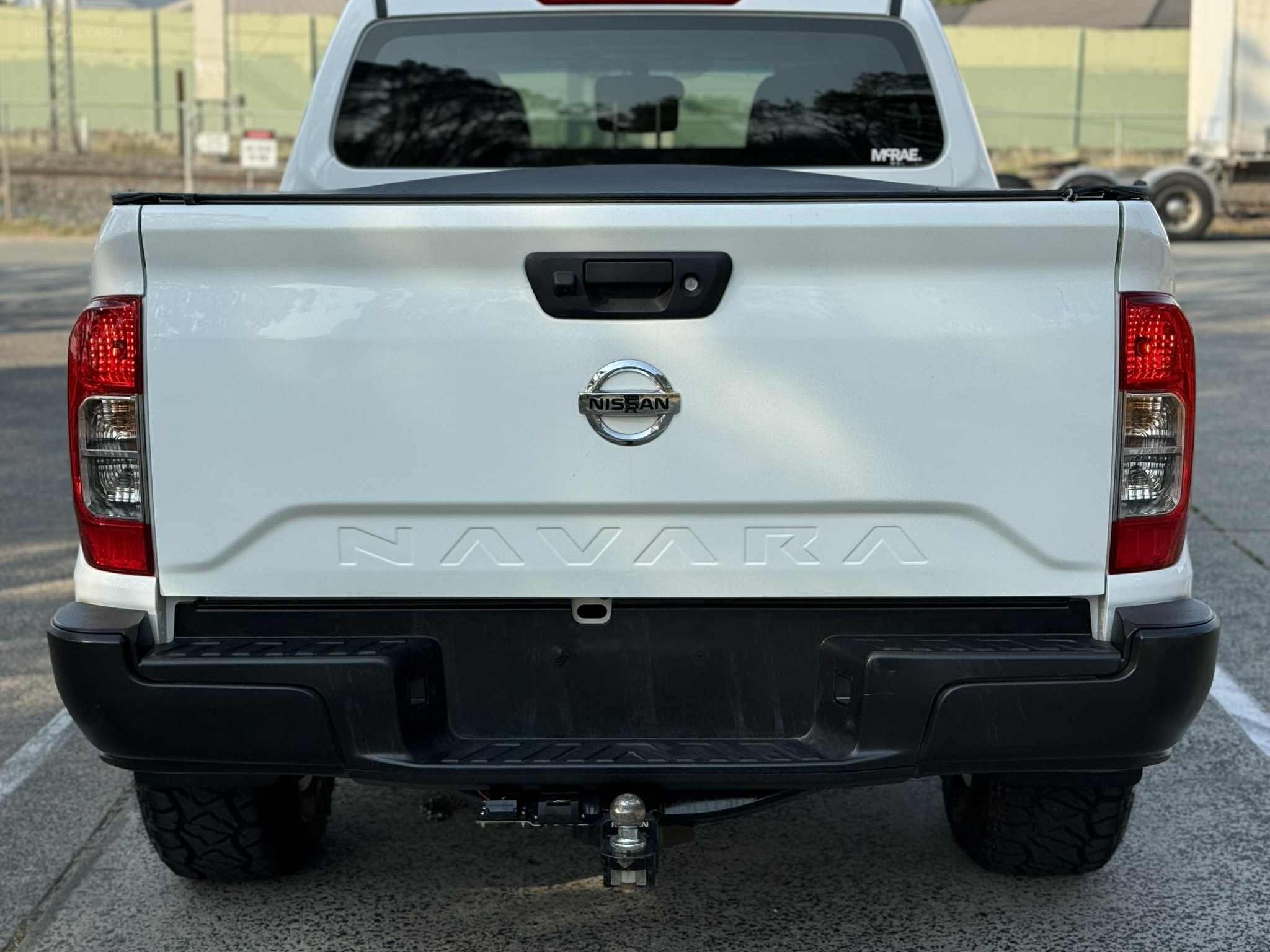 NISSAN  NAVARA