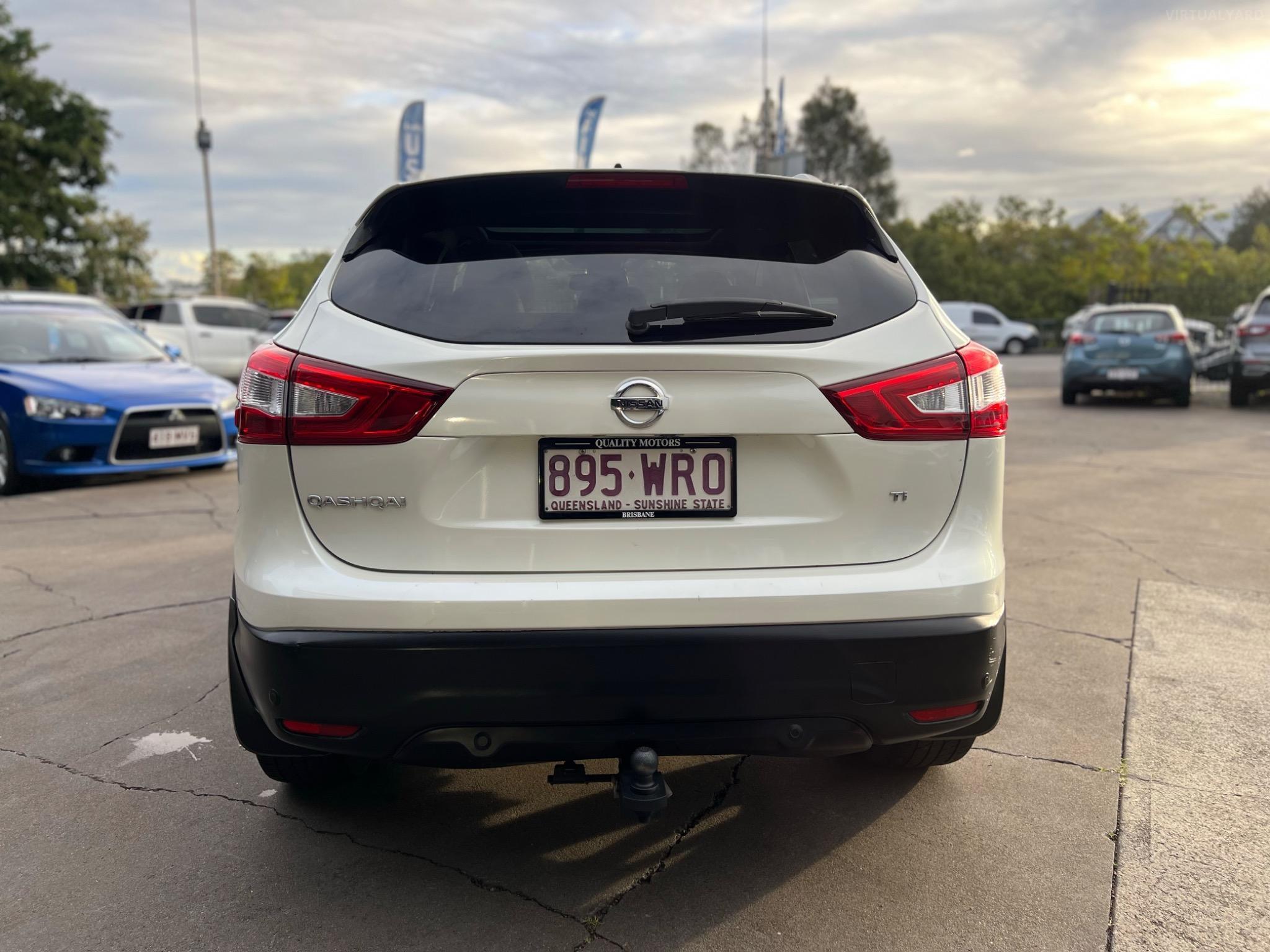NISSAN QASHQAI