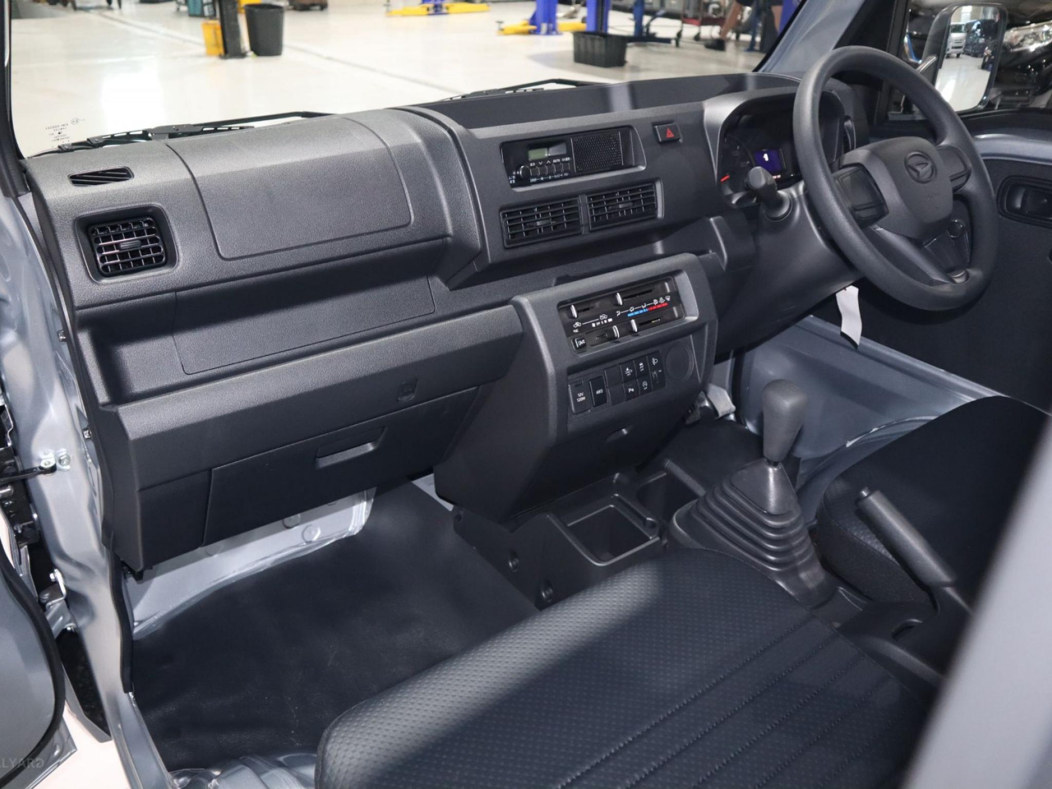 Daihatsu Hi - Jet