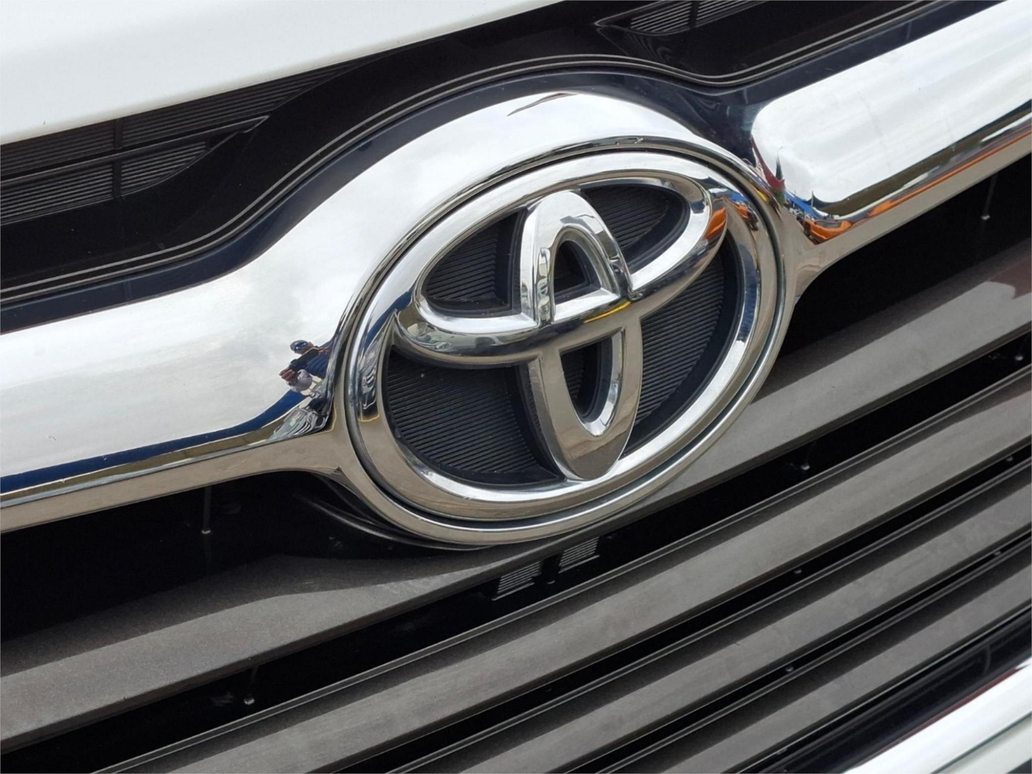 2015 TOYOTA KLUGER GSU50R GX WAGON 7ST 5DR SPTS AUTO 6SP, 2WD 3.5I image 28