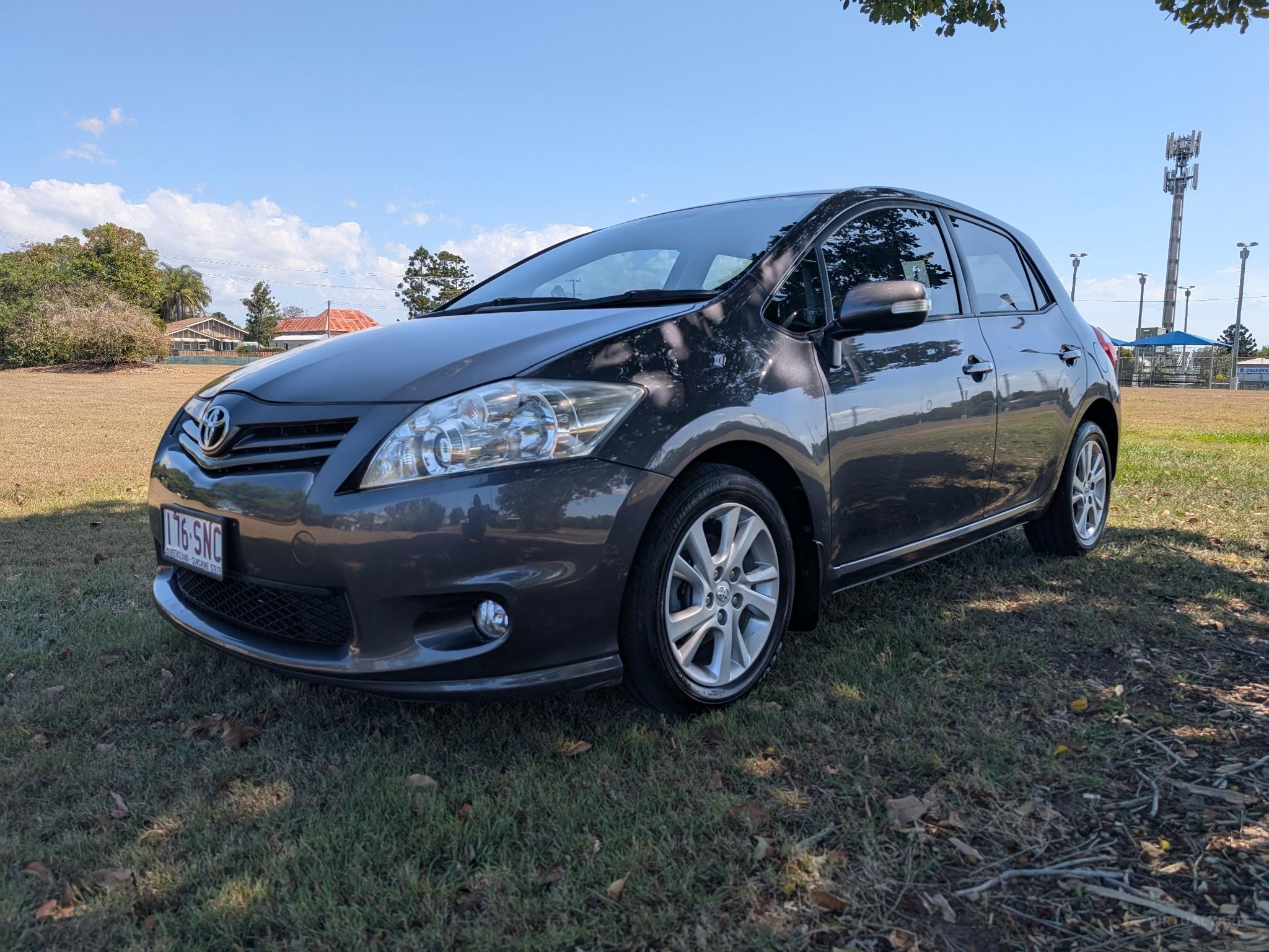 TOYOTA COROLLA