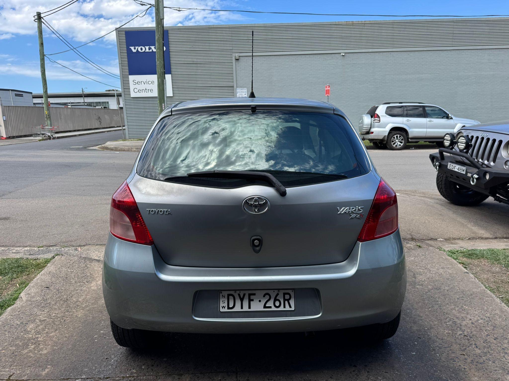TOYOTA YARIS