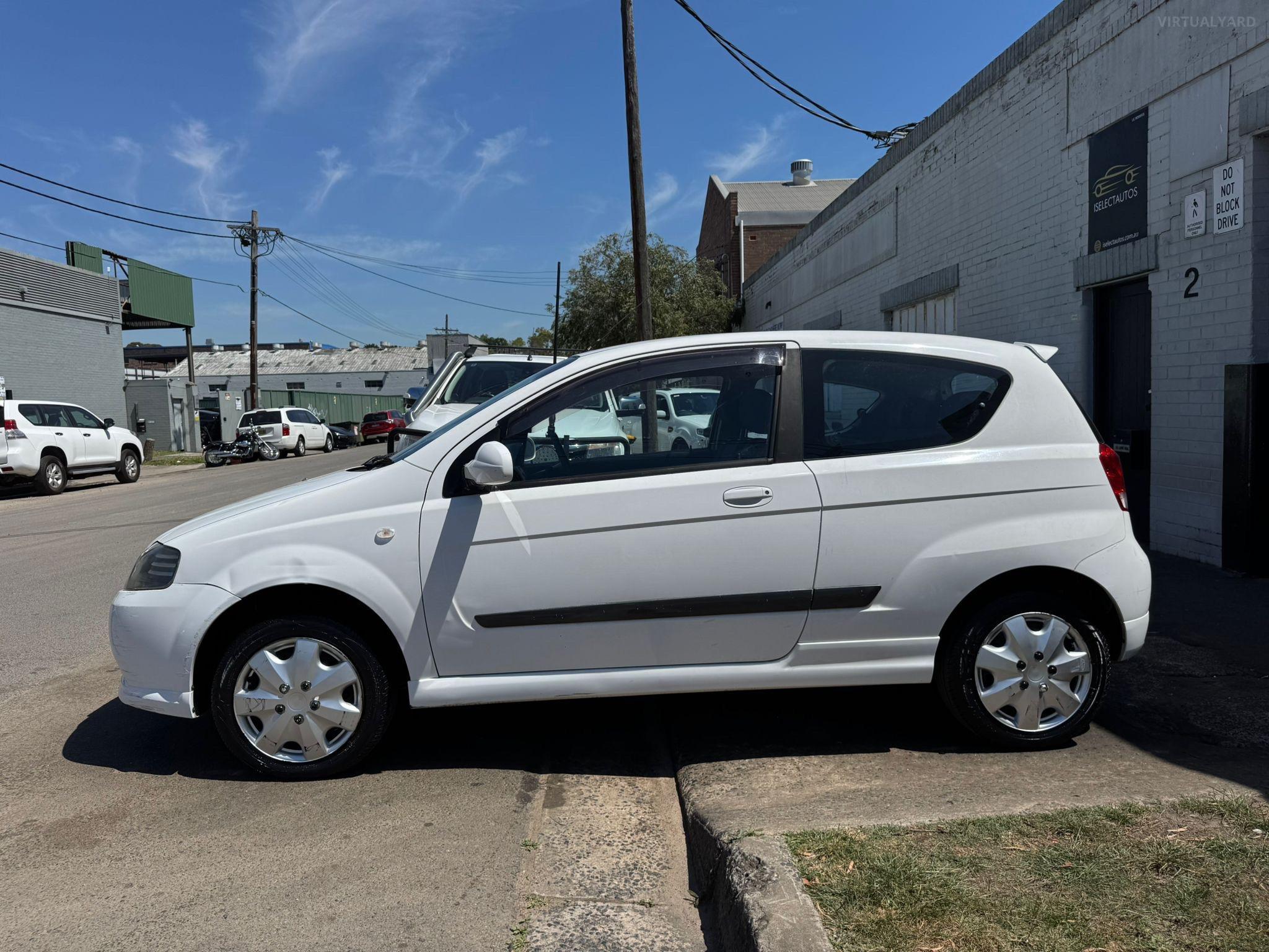 HOLDEN BARINA