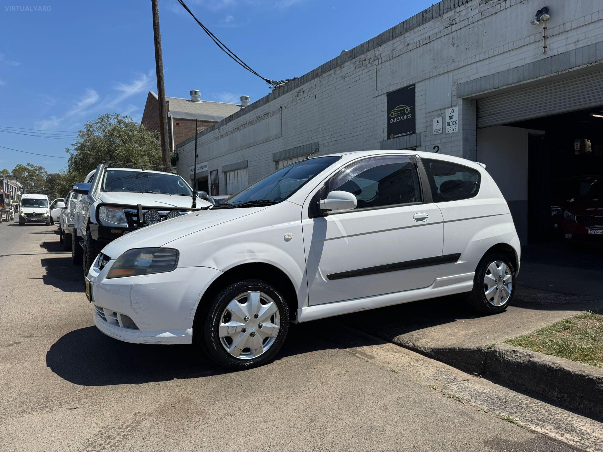 HOLDEN BARINA
