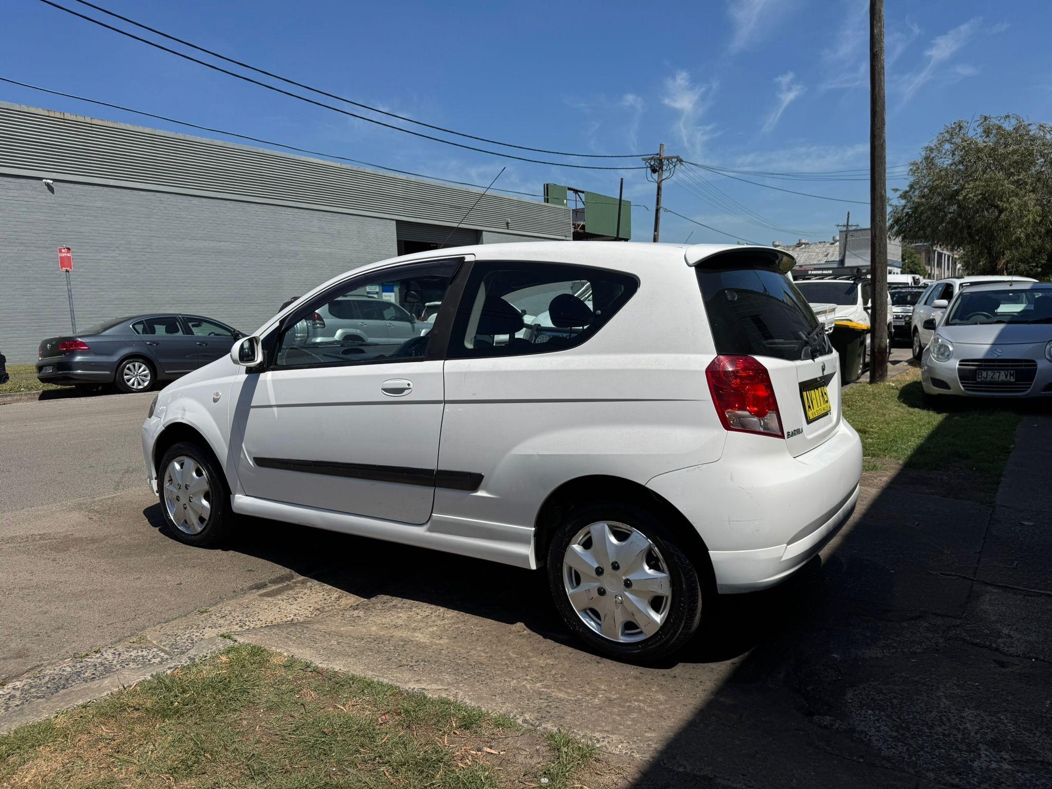HOLDEN BARINA