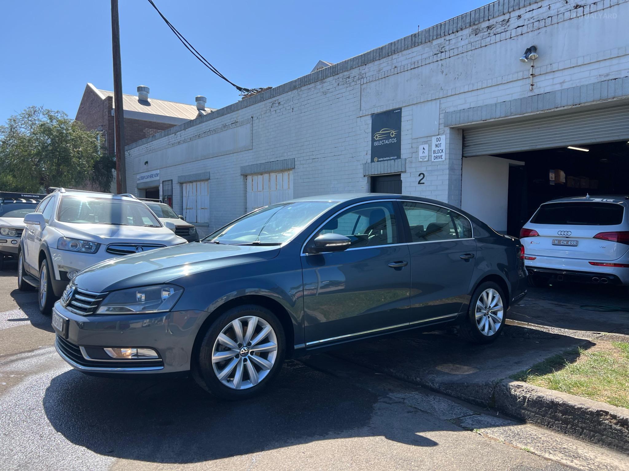 VOLKSWAGEN PASSAT