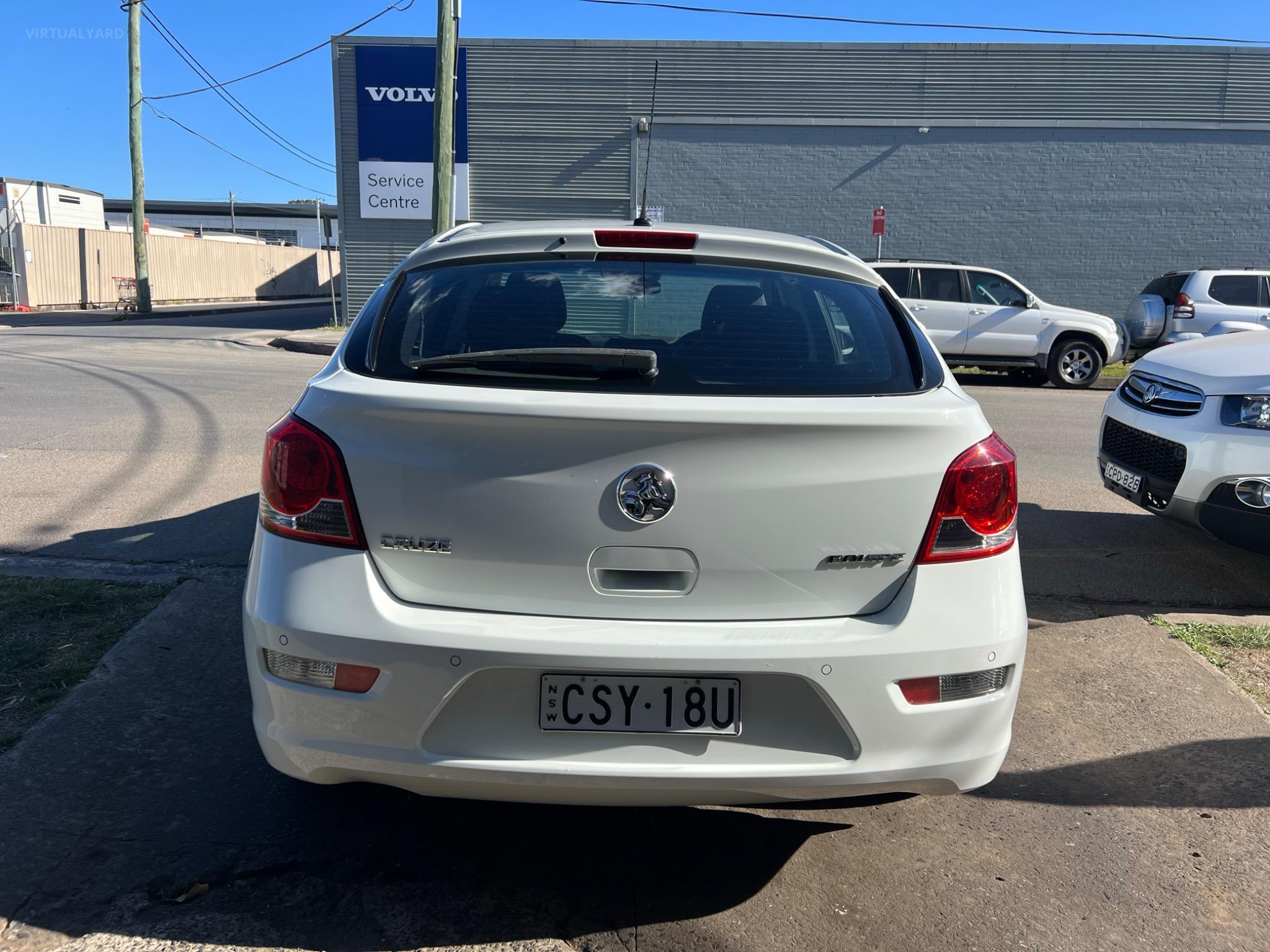 HOLDEN CRUZE