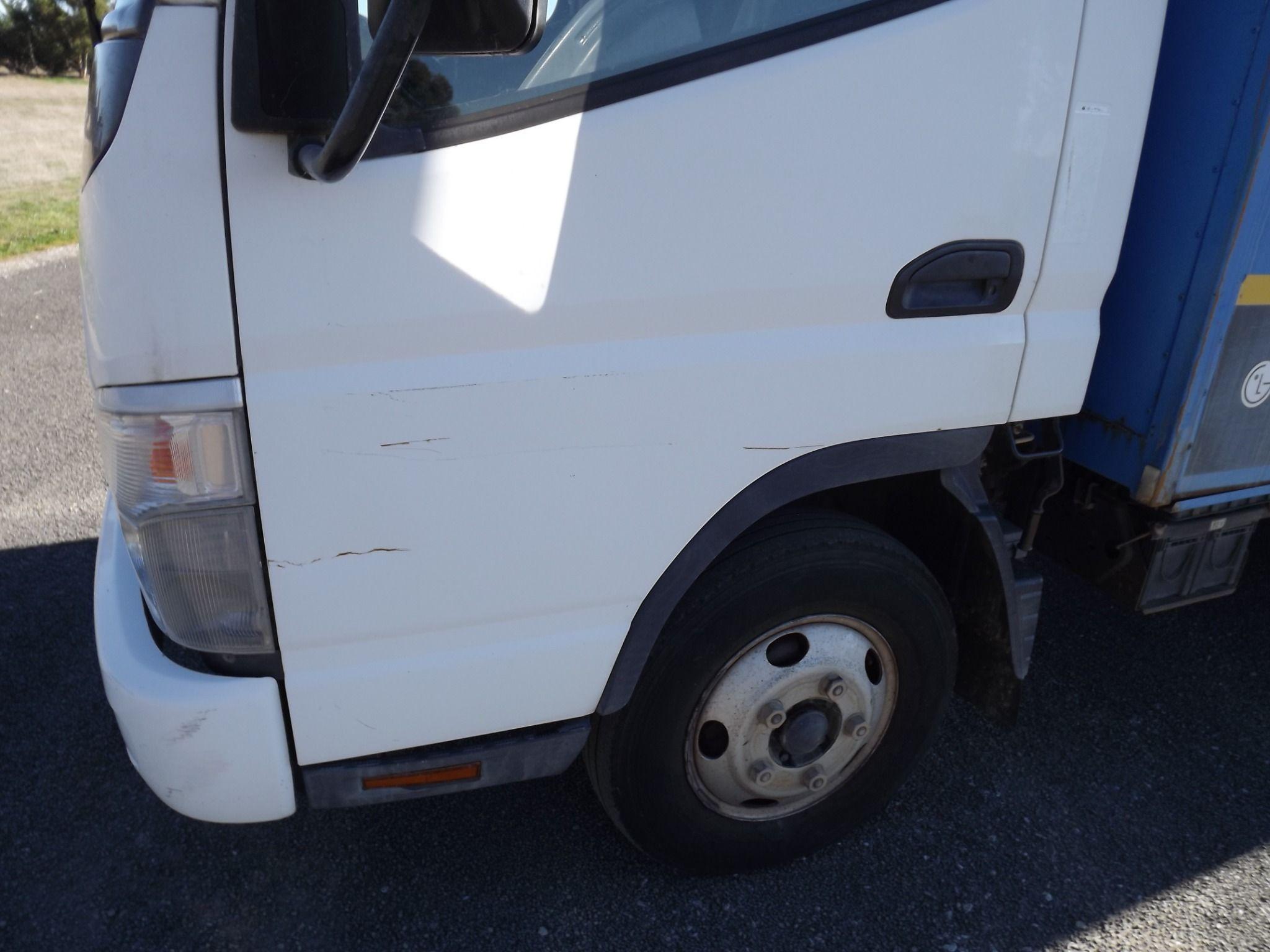 MISUBISHI FUSO CANTER