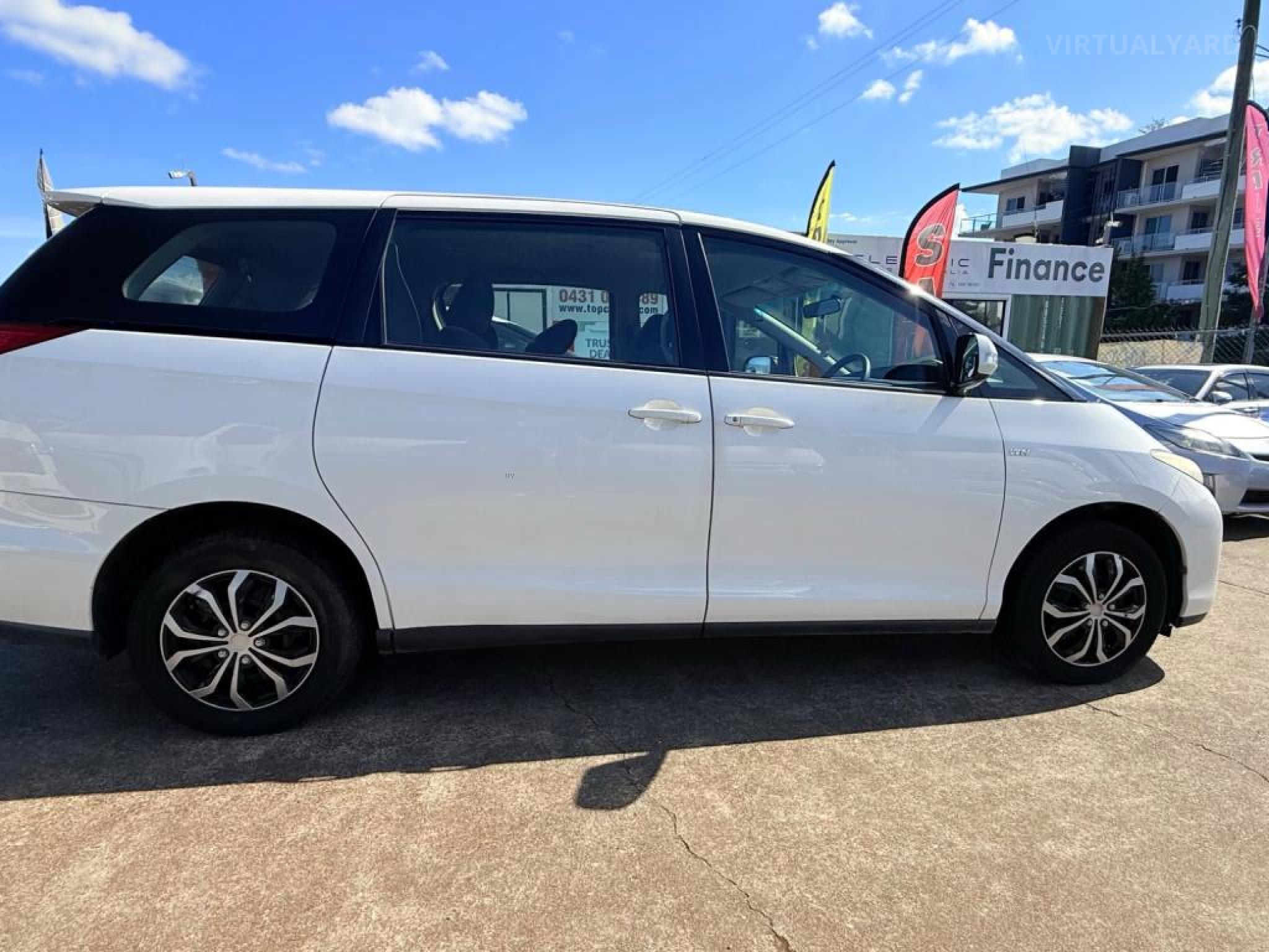 TOYOTA TARAGO