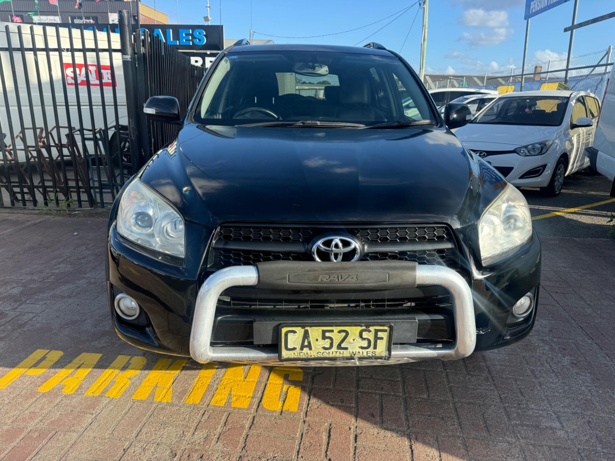 TOYOTA RAV4