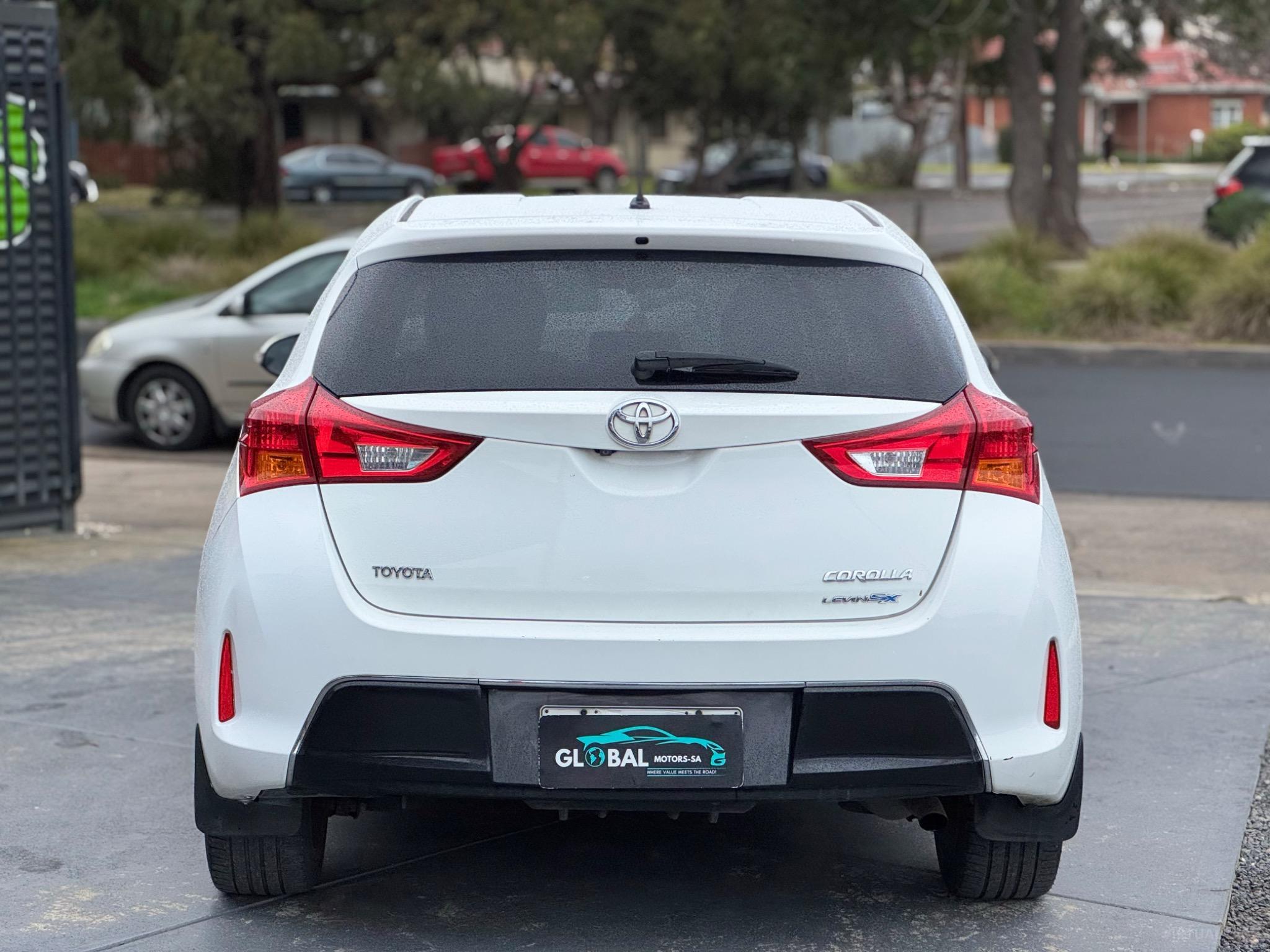 TOYOTA COROLLA