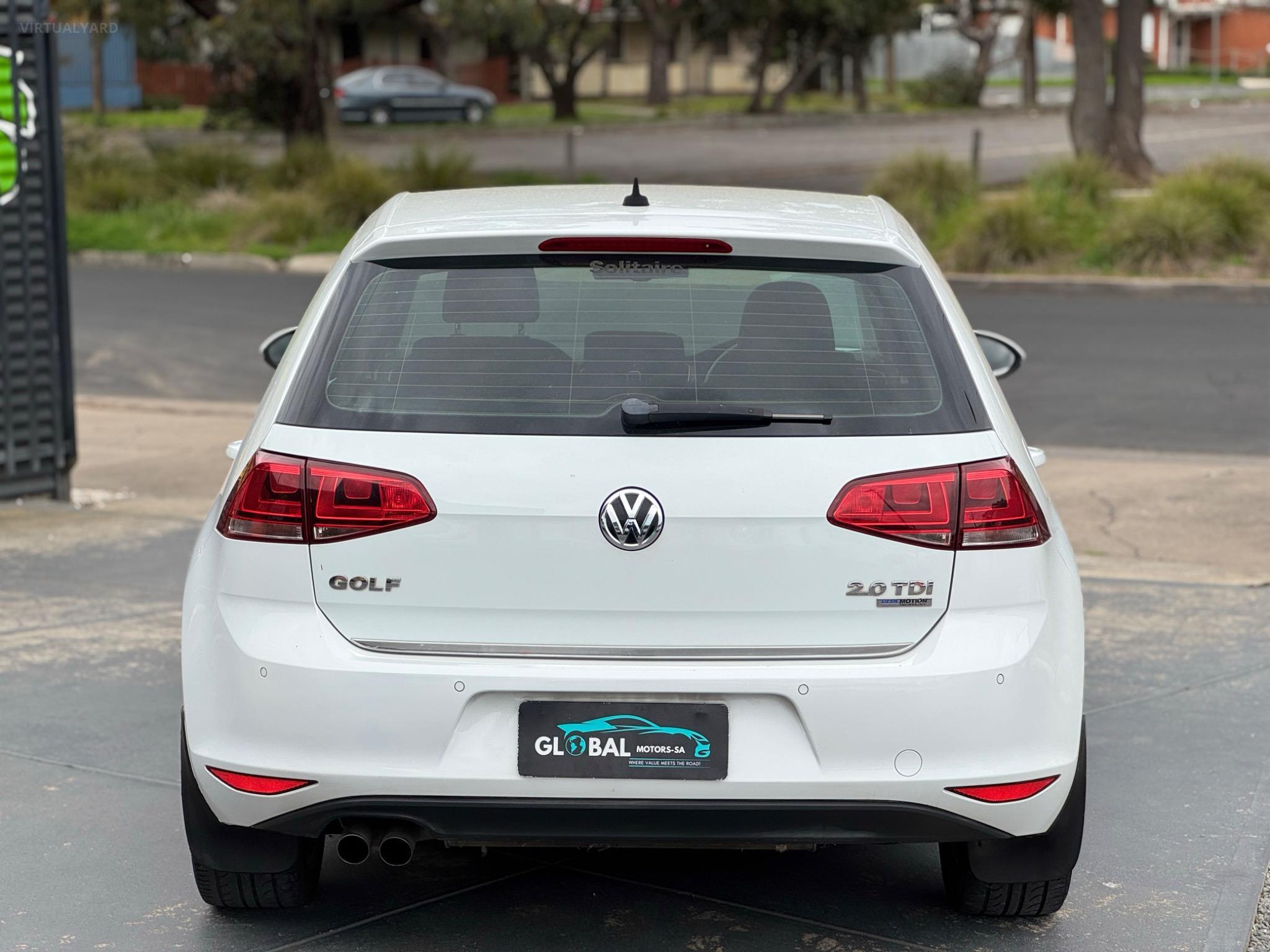 VOLKSWAGEN GOLF