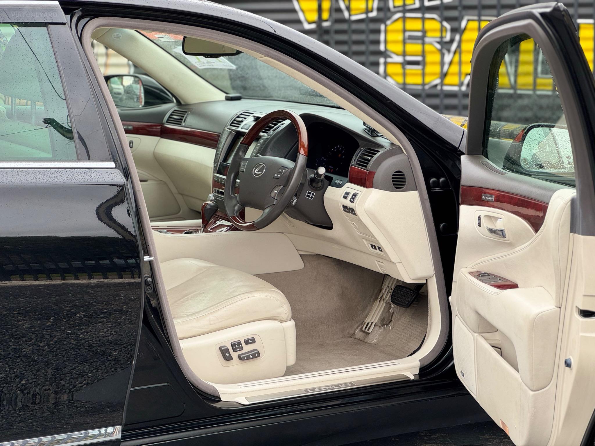 LEXUS LS460