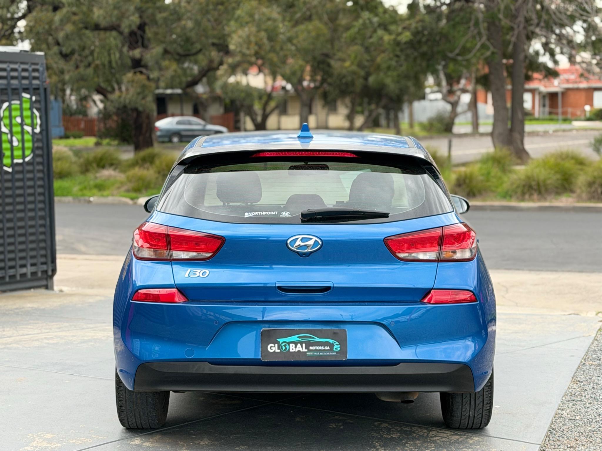 HYUNDAI i30