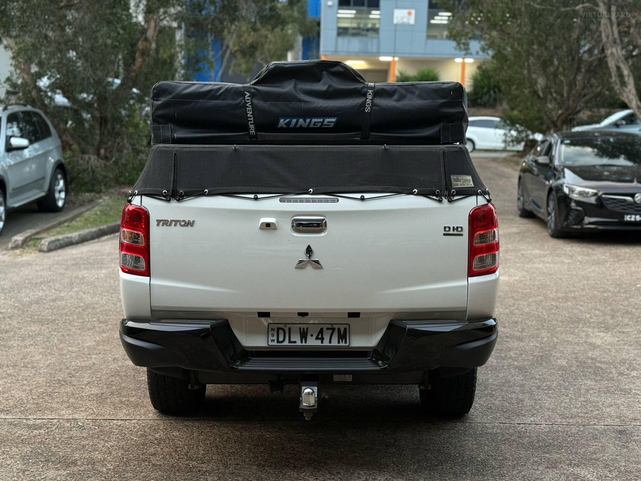 MITSUBISHI TRITON