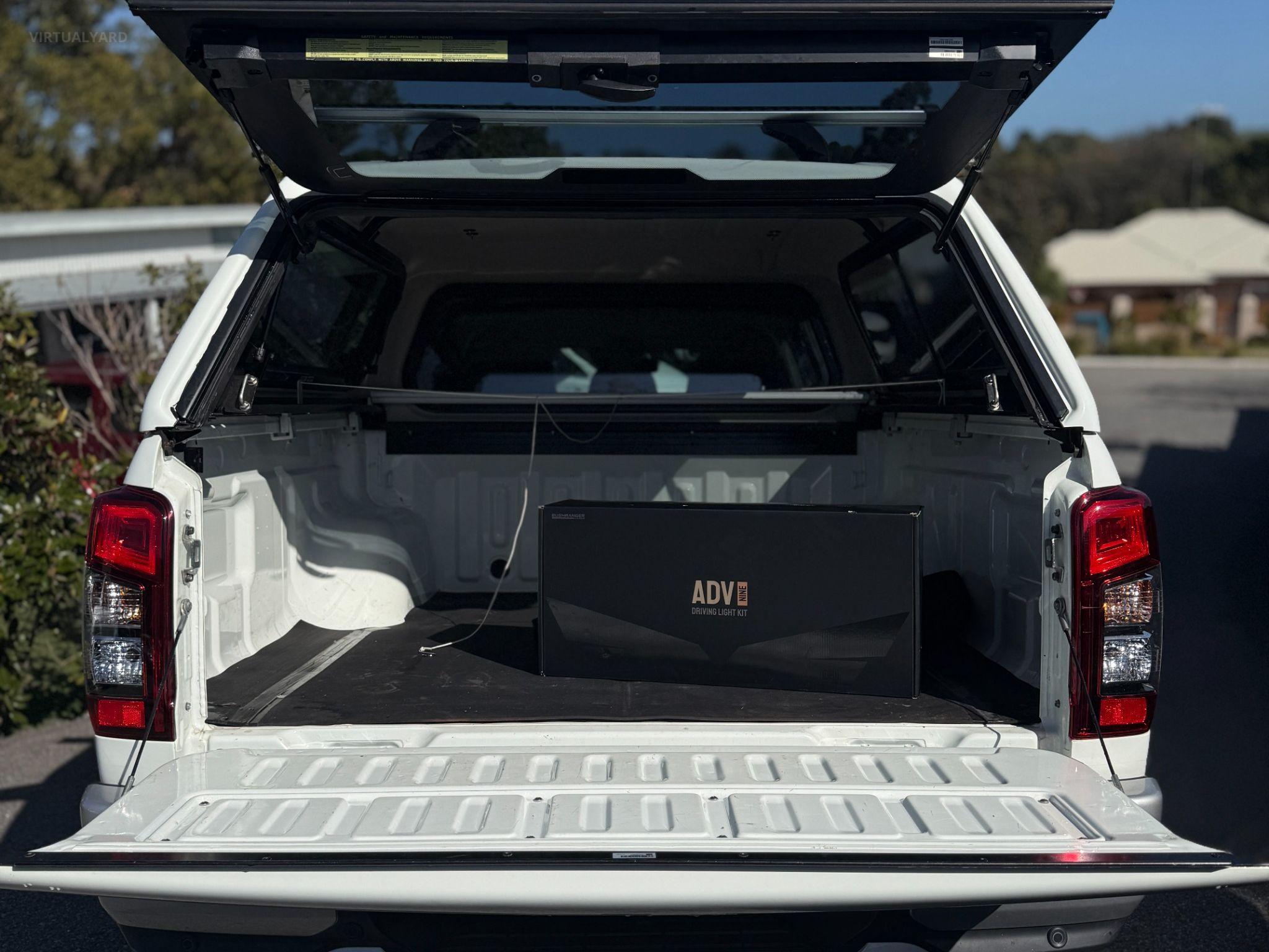 MITSUBISHI TRITON