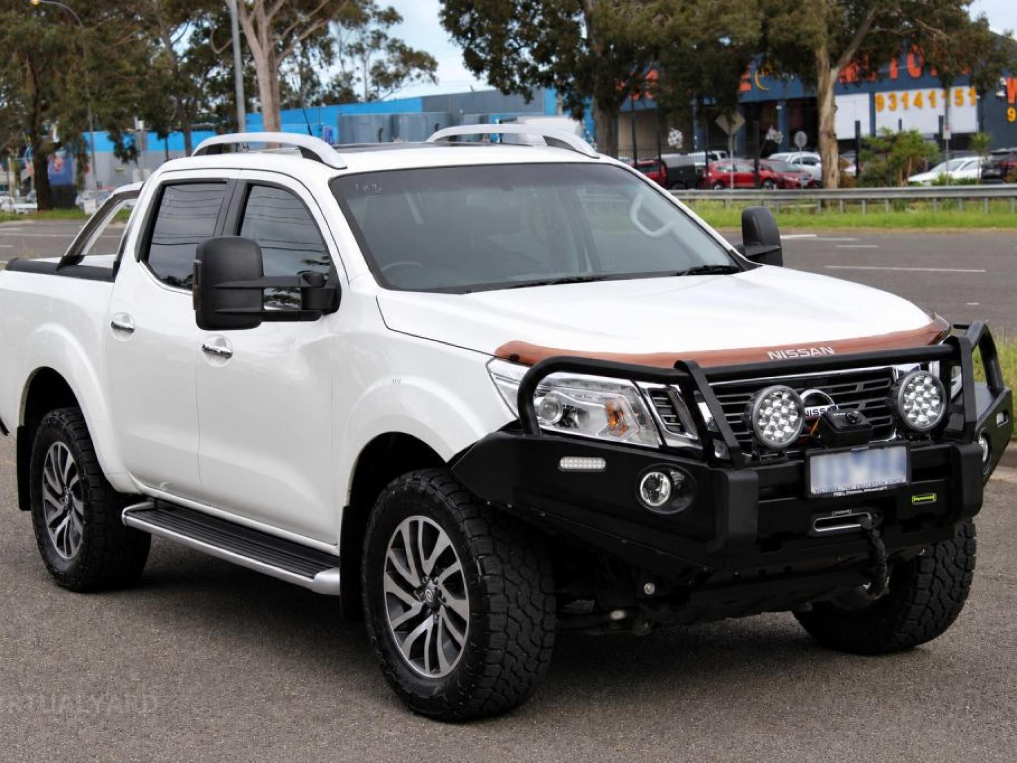NISSAN NAVARA