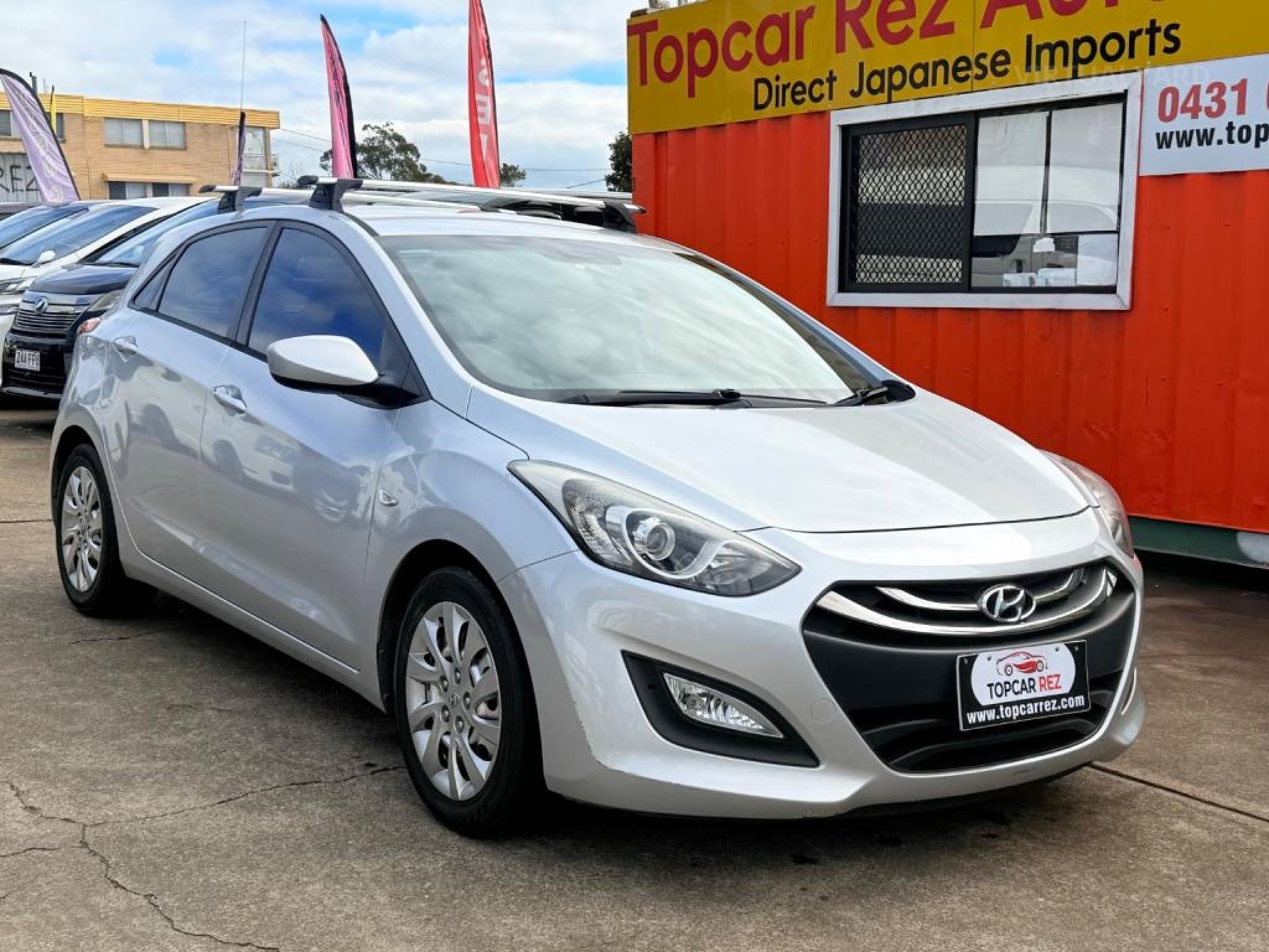 HYUNDAI i30