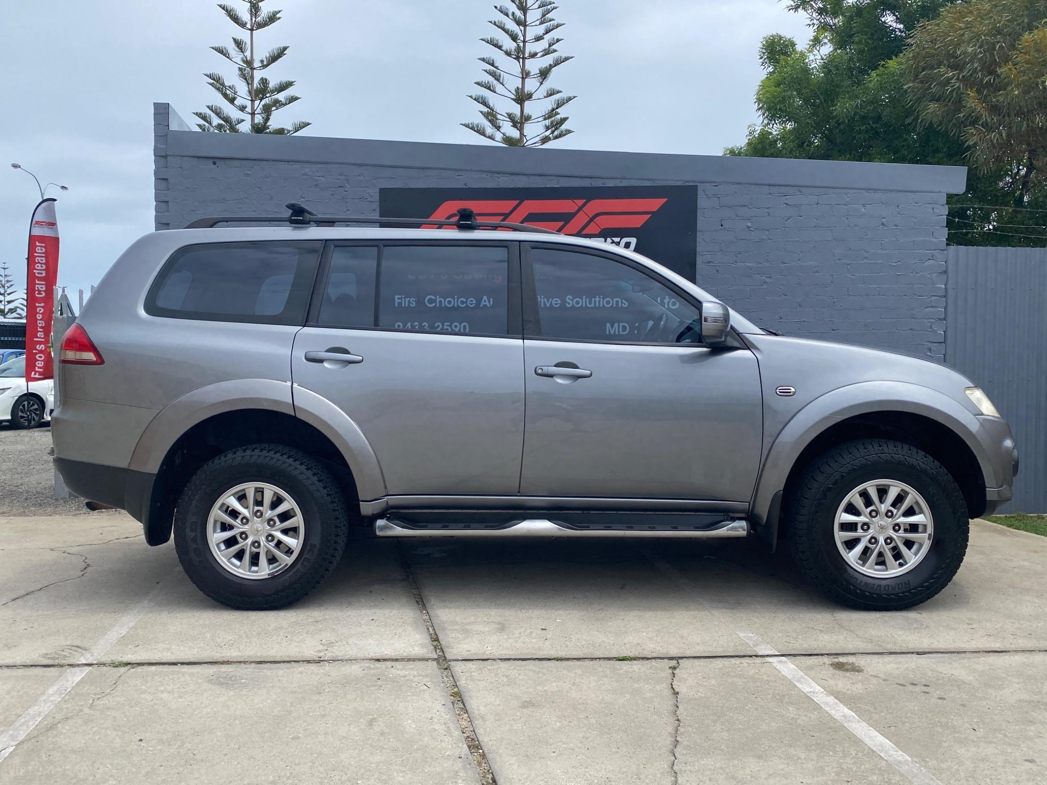 MITSUBISHI CHALLENGER