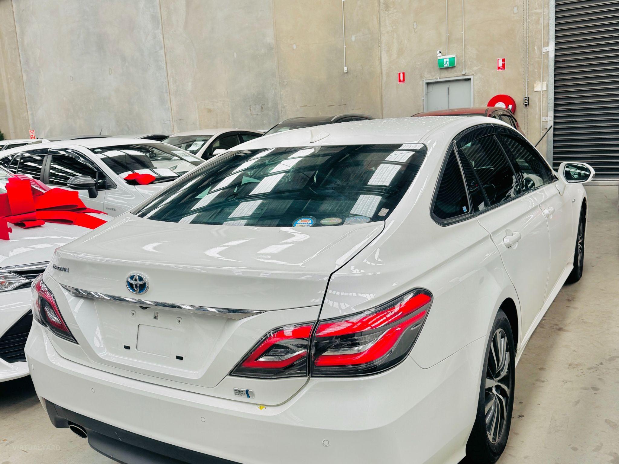 TOYOTA CROWN