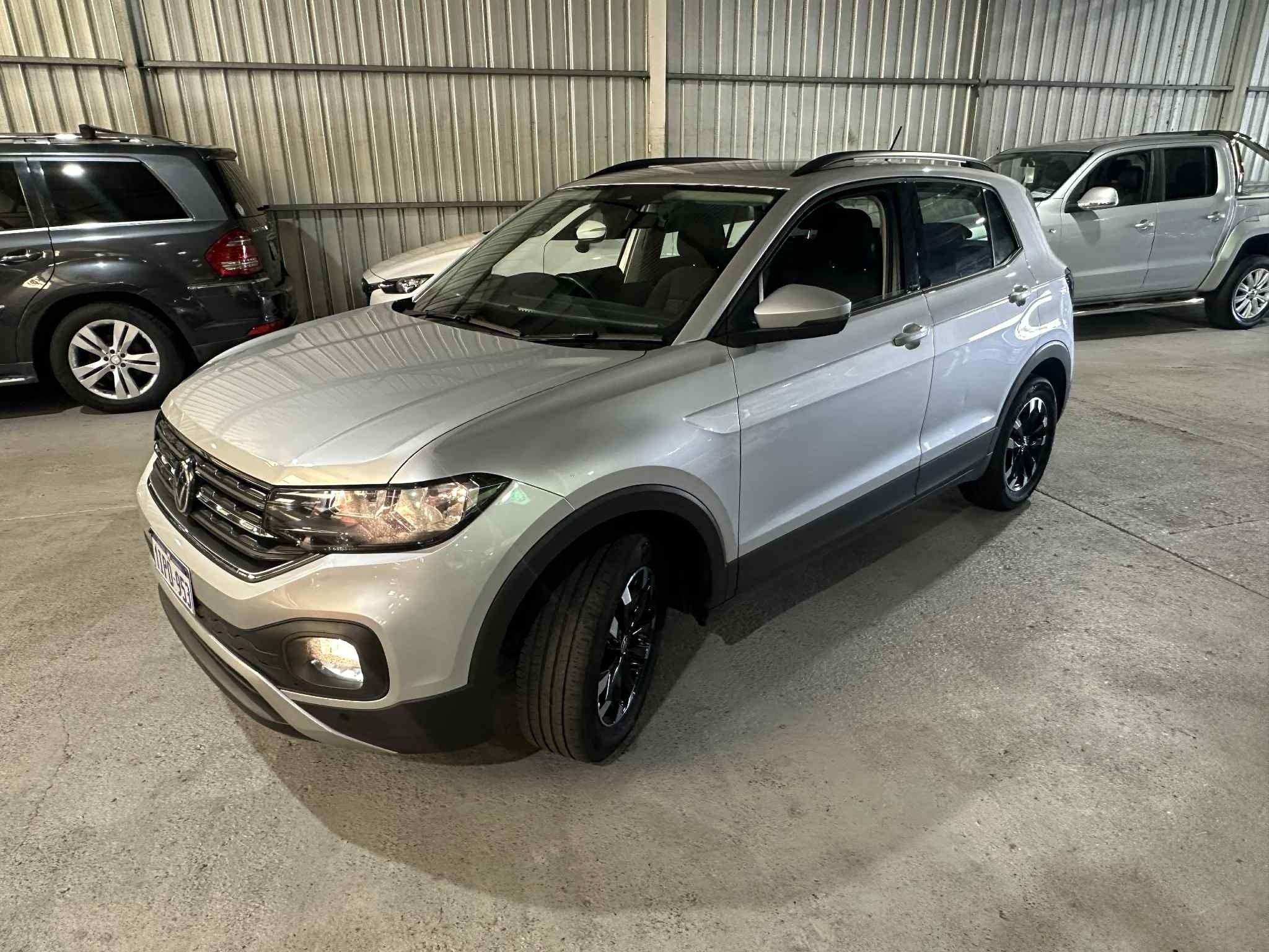 VOLKSWAGEN T-CROSS