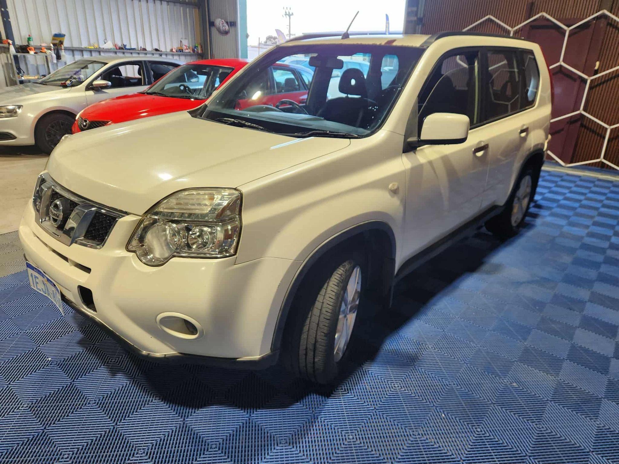 NISSAN X-TRAIL