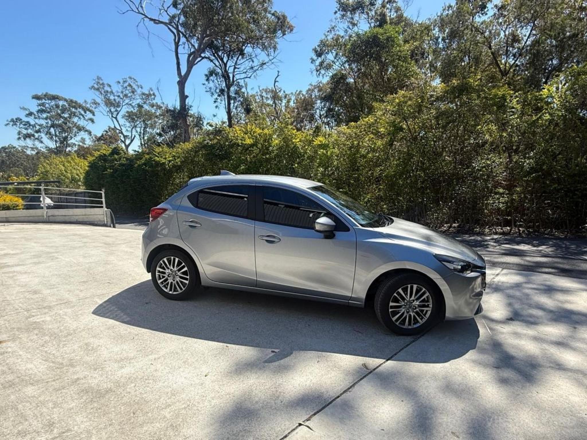 Mazda 2