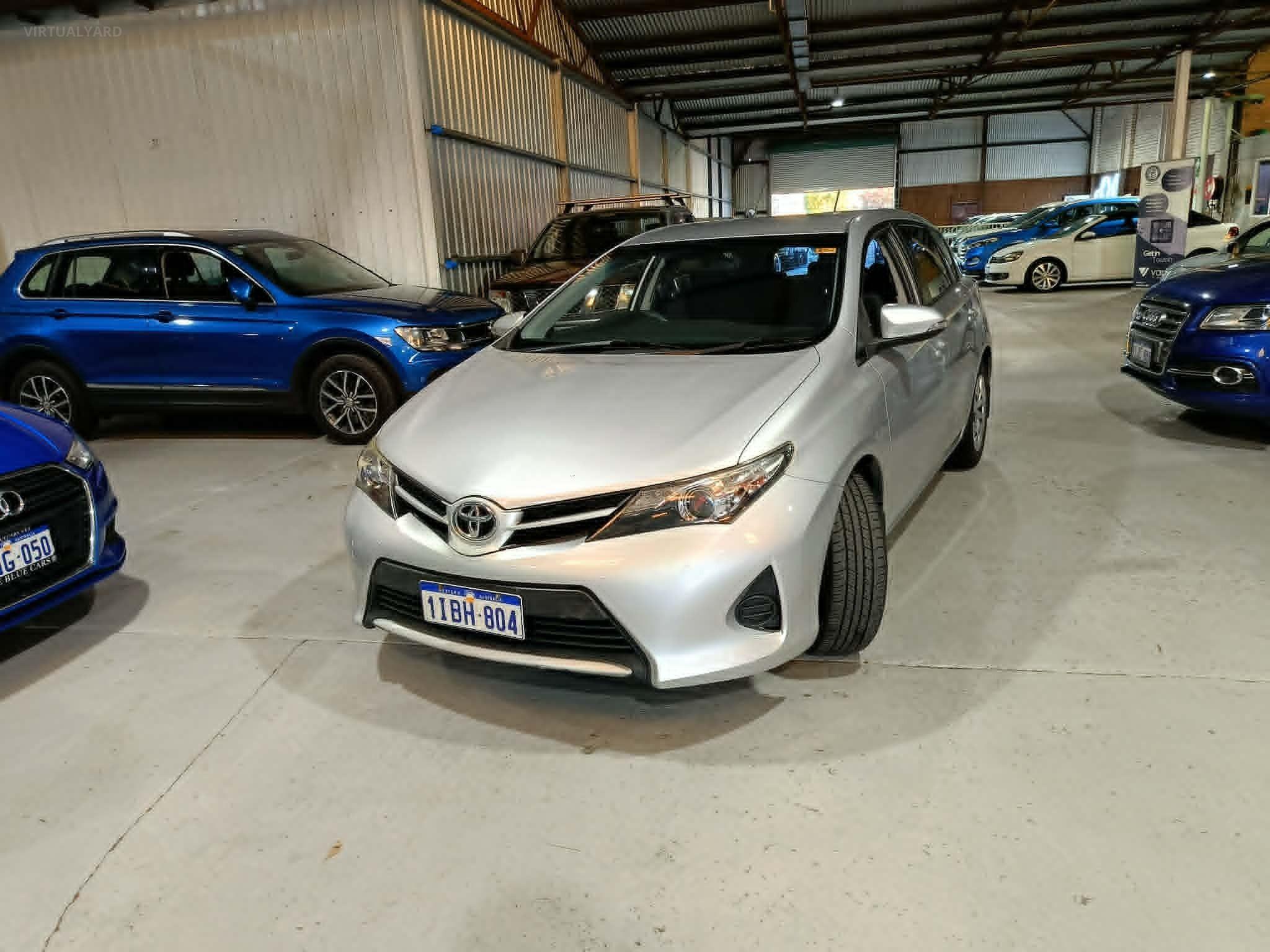 TOYOTA COROLLA