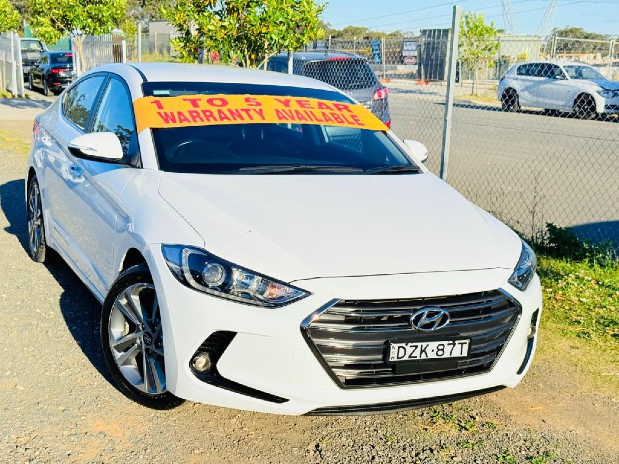 HYUNDAI ELANTRA
