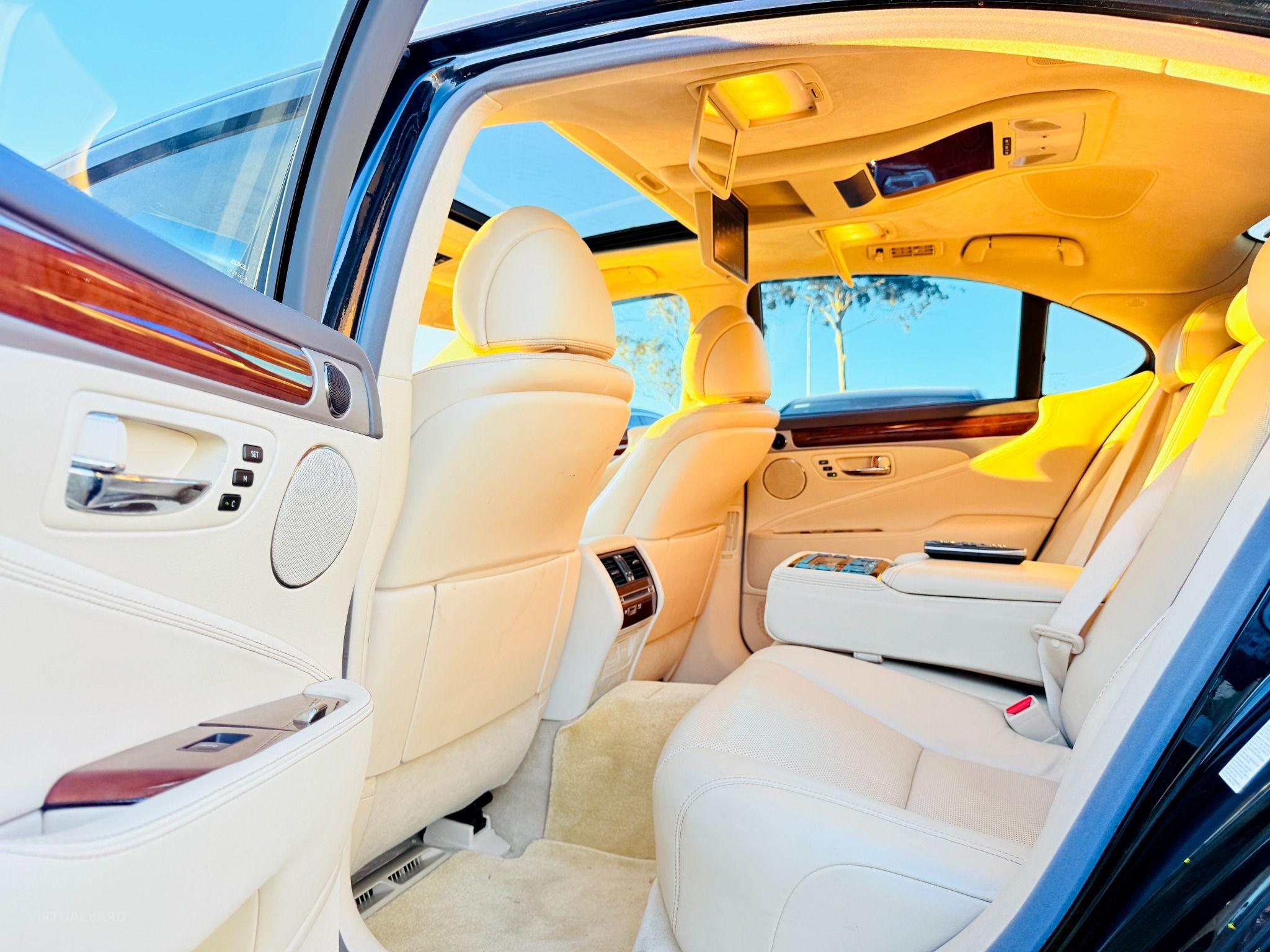 LEXUS LS460