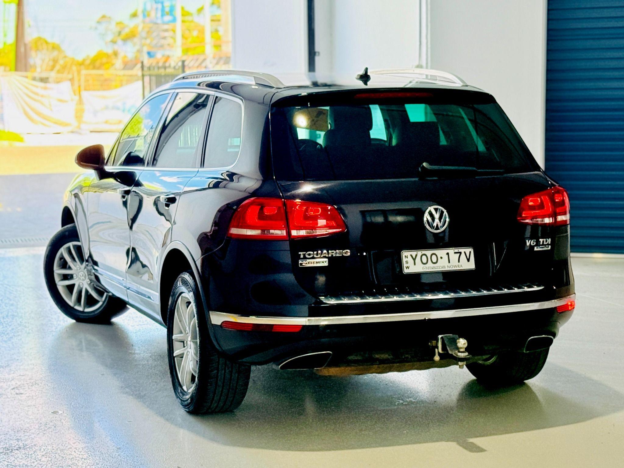 VOLKSWAGEN TOUAREG
