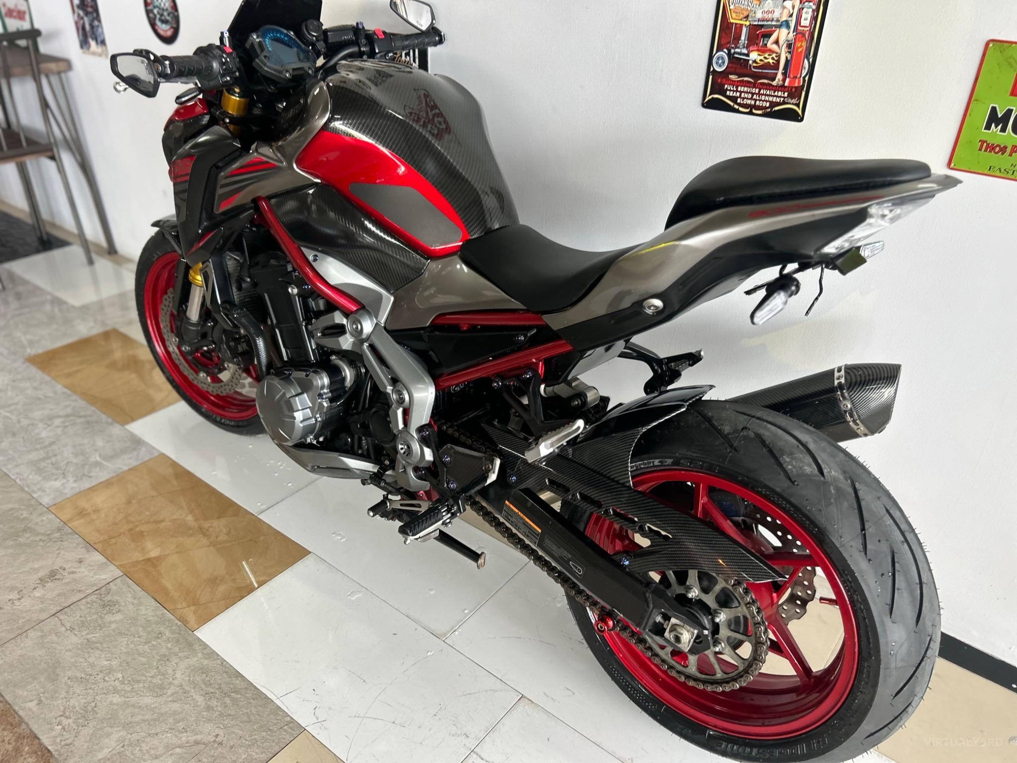 KAWASAKI Z900 SE ABS