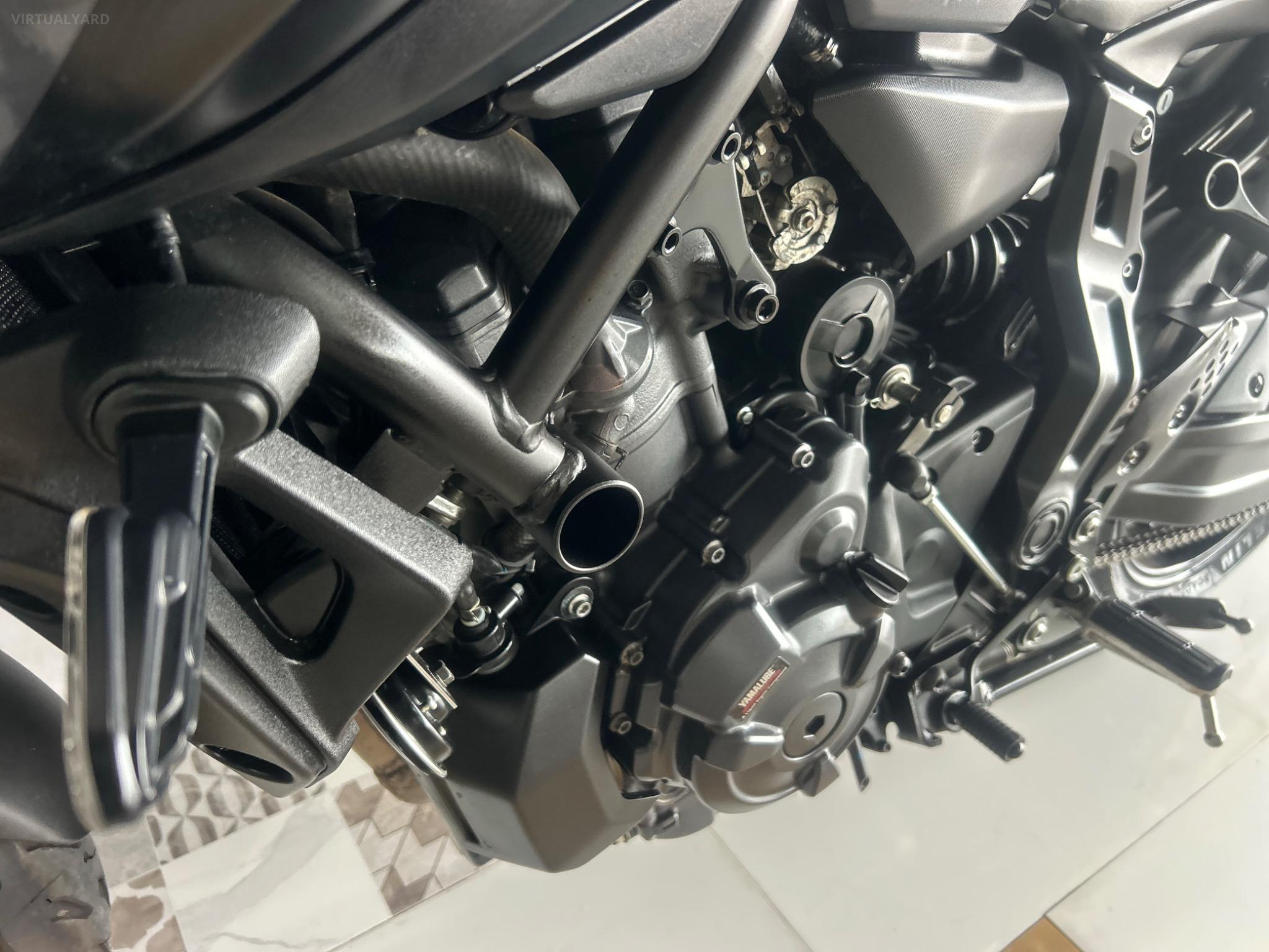 YAMAHA MT-07